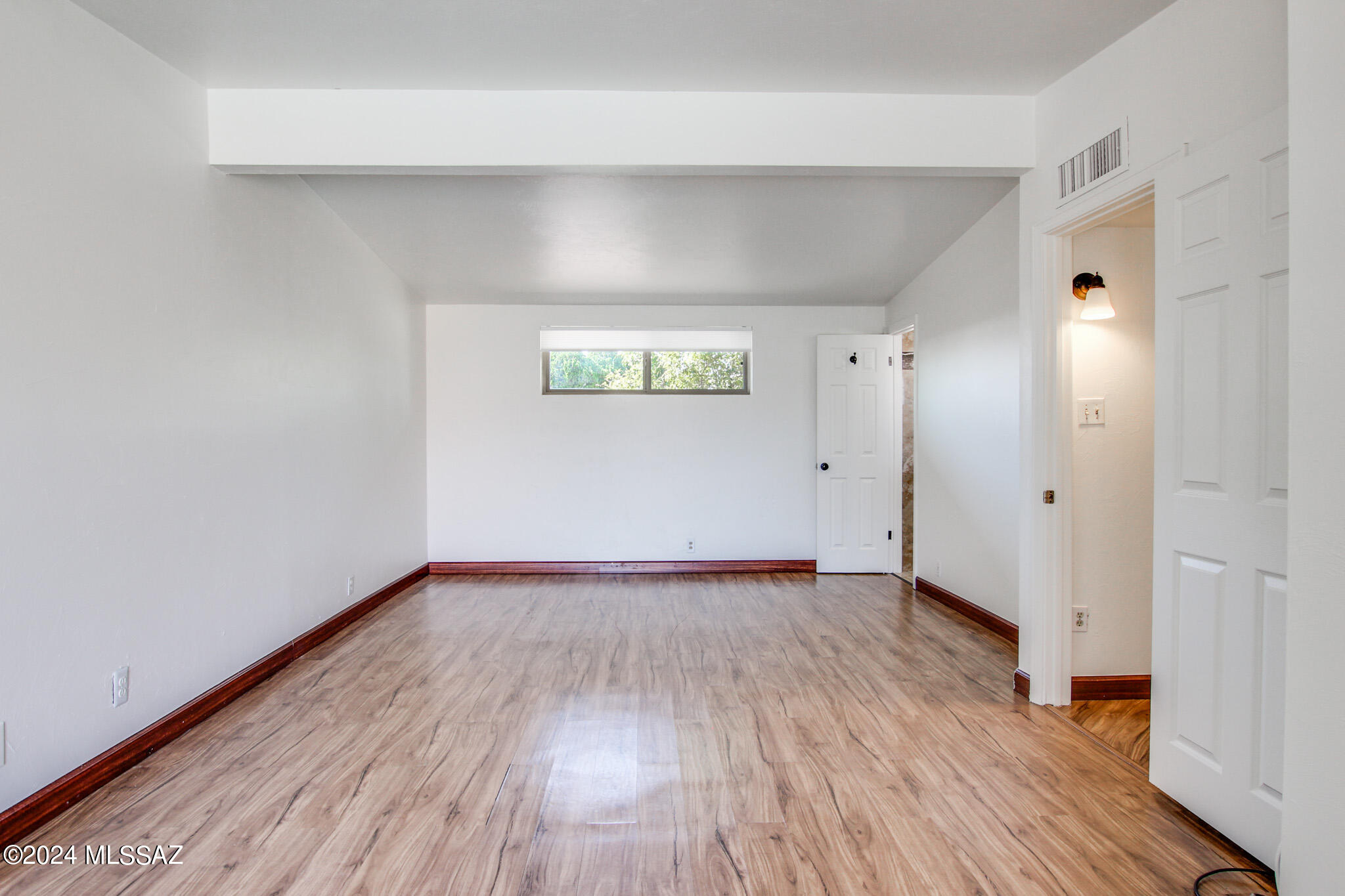 Longview Estates (194-470) - Residential