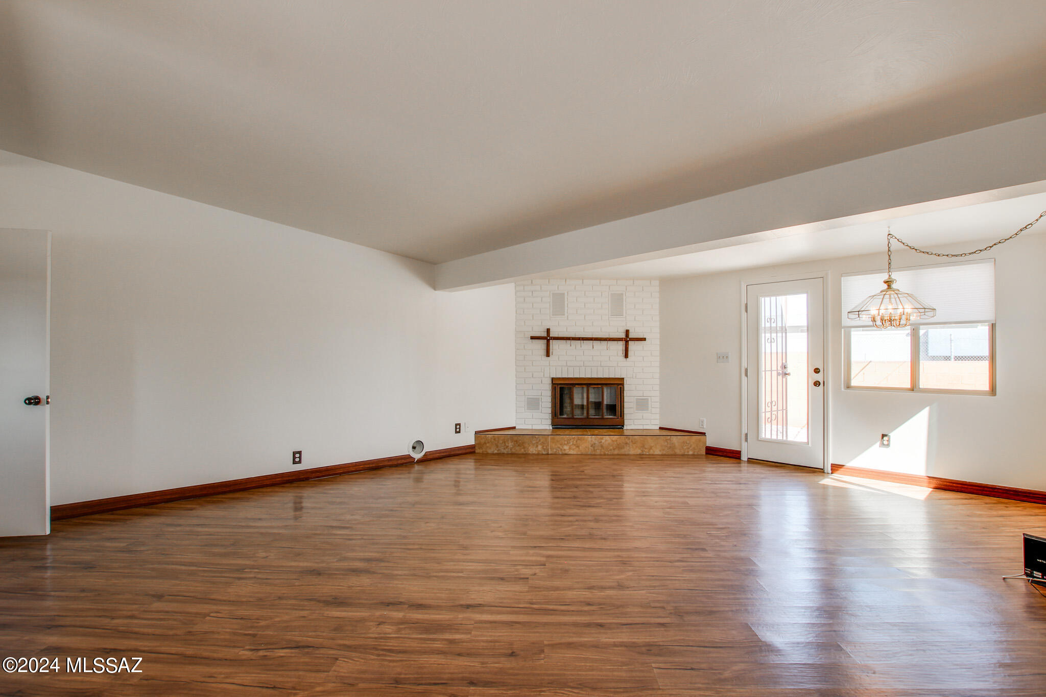 Longview Estates (194-470) - Residential