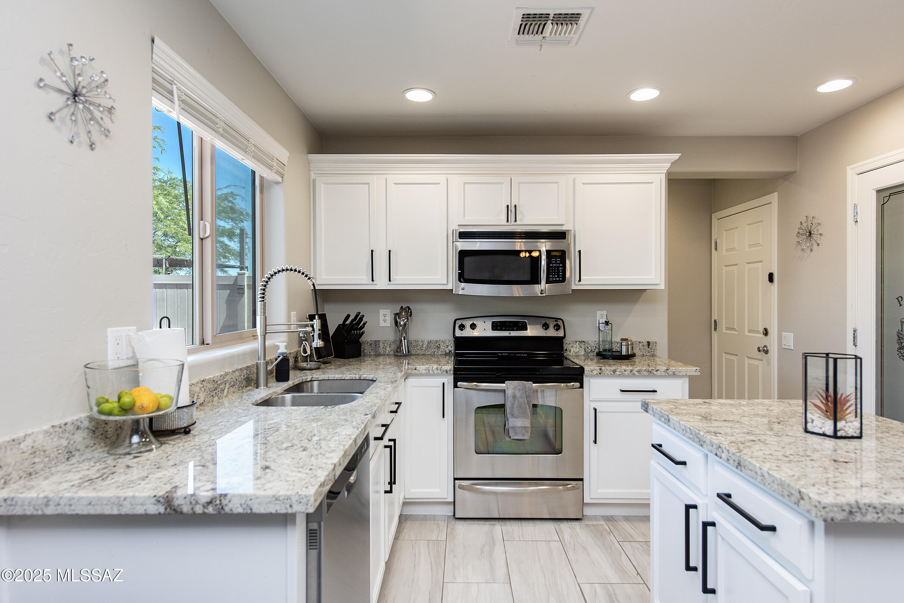 Red Rock Village 1 - Residential