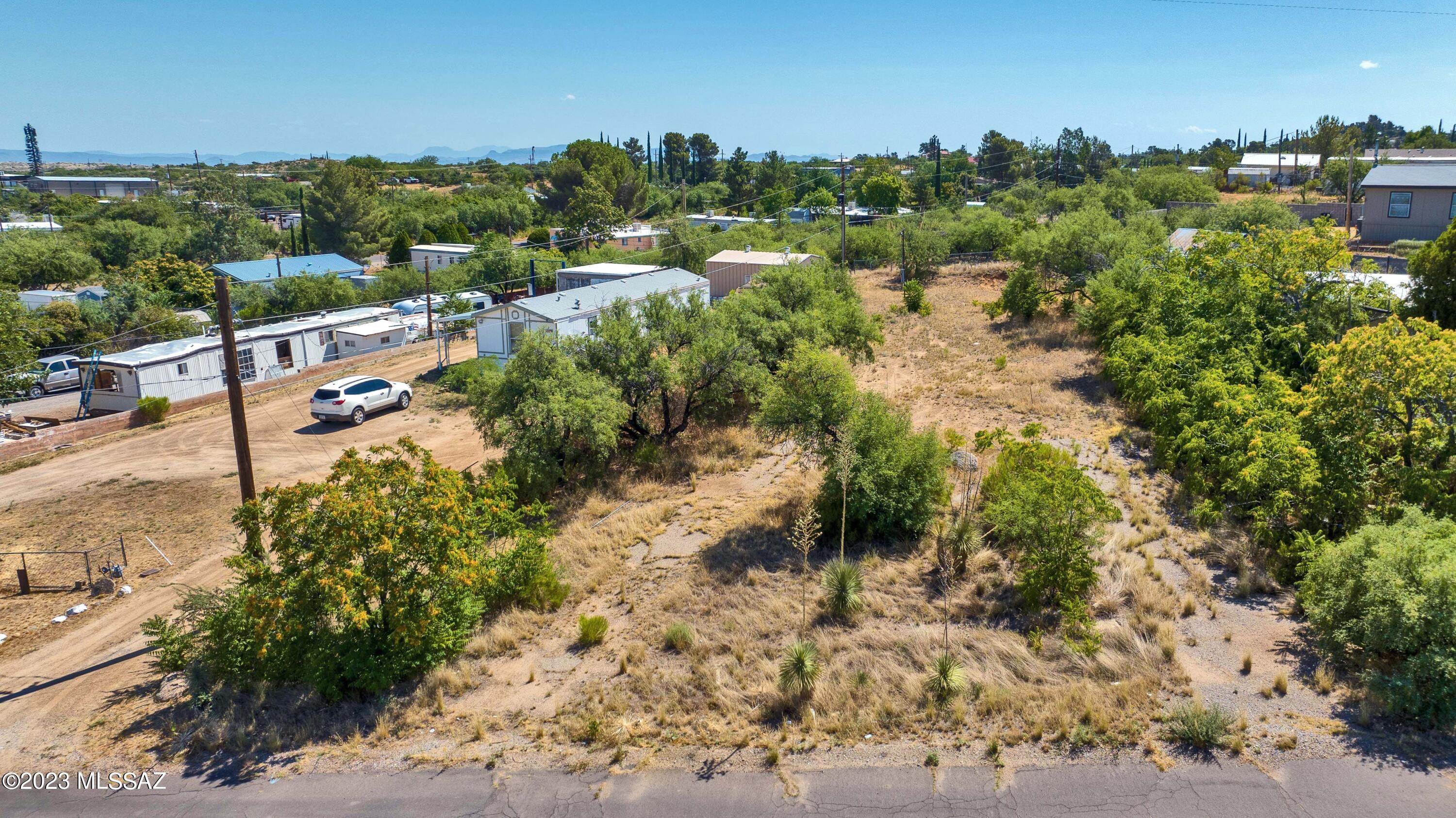 Oracle Village Estates - Land