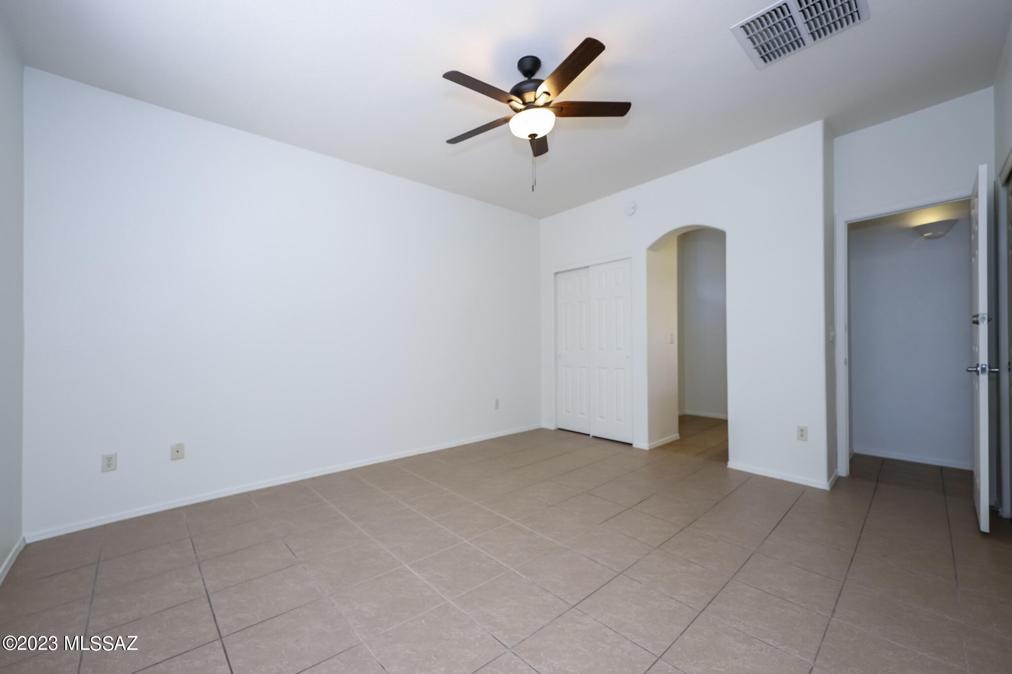 Presidio Vista (1-36, 118-181) - Residential Lease