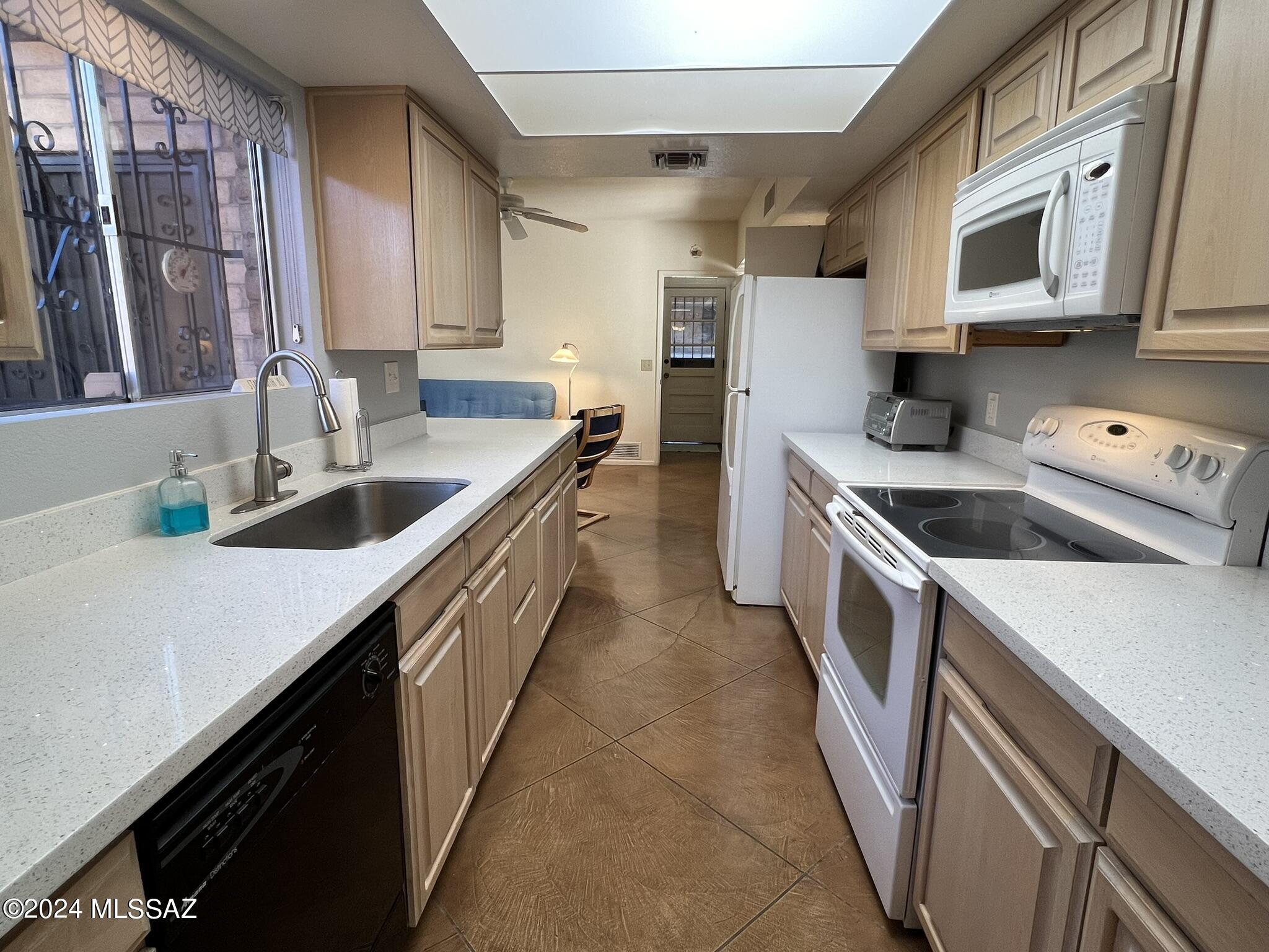 Oro Valley Townhouses (47-52, 58-91) - Residential