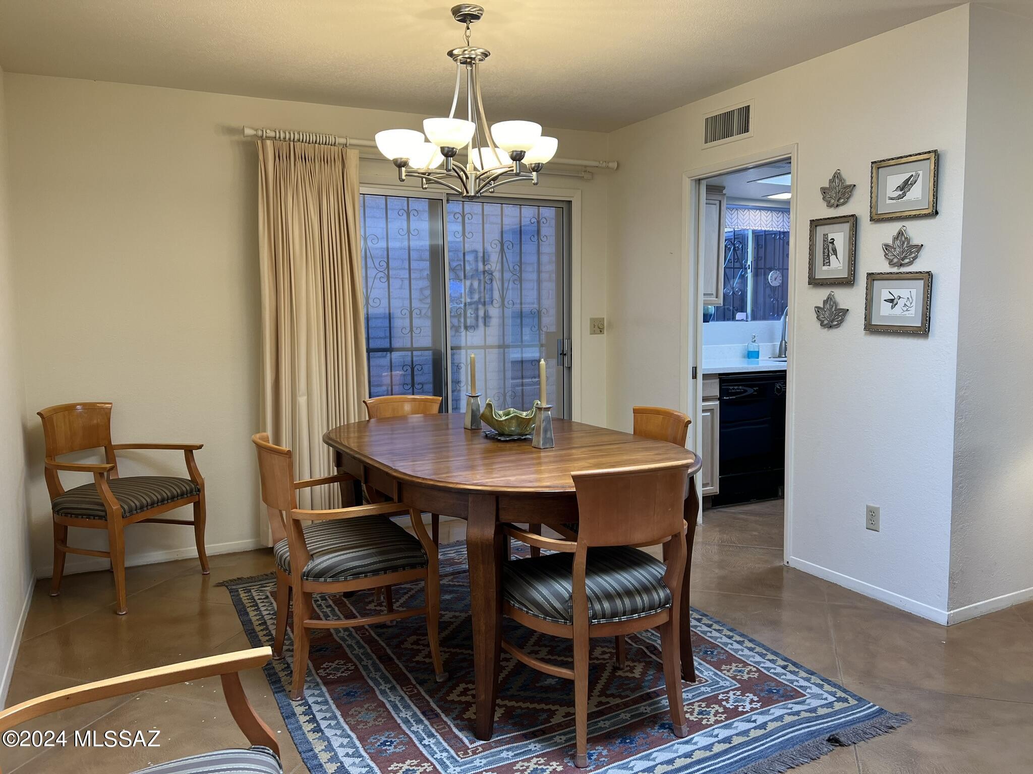 Oro Valley Townhouses (47-52, 58-91) - Residential