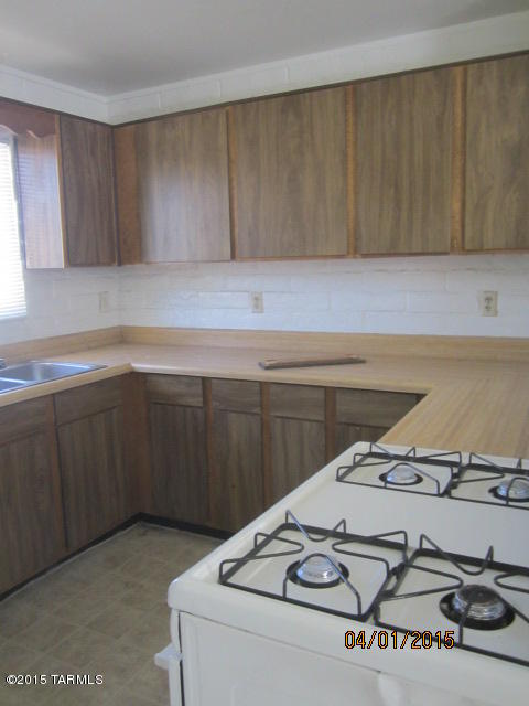 Bronx Park - Residential Income