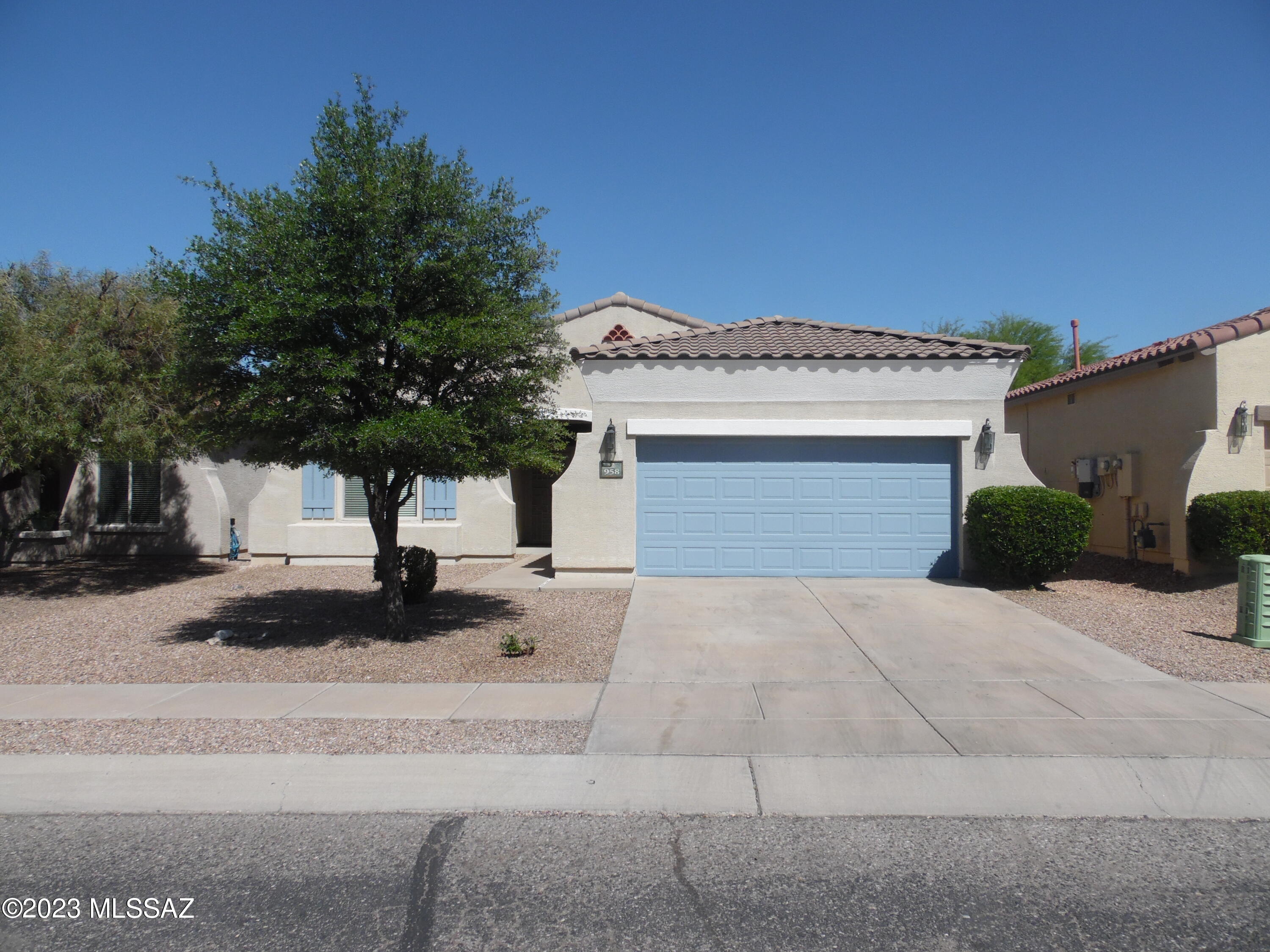 Awesome Home in a desirable neighborhood. This beautiful eastside location is close to everything including shopping, restaurants, entertainment and schools. Home has recently been painted throughout and has 18 inch tile throughout. The garage is a 3 car tandem for extra parking or storage. Split floor plan with large living area. Open back yard with covered patio. Must call for an appointment.