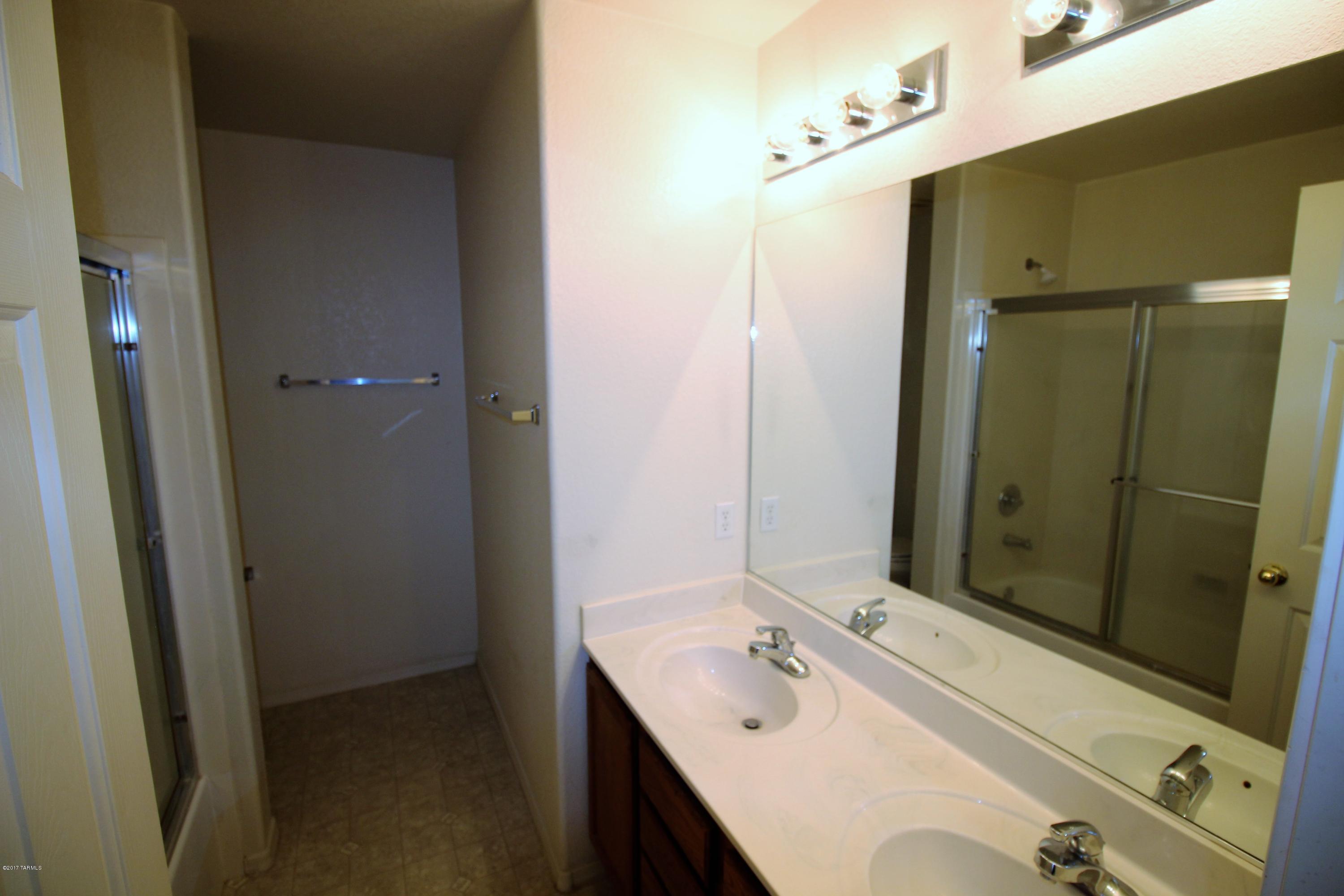 Presidio De Las Montanas - Residential