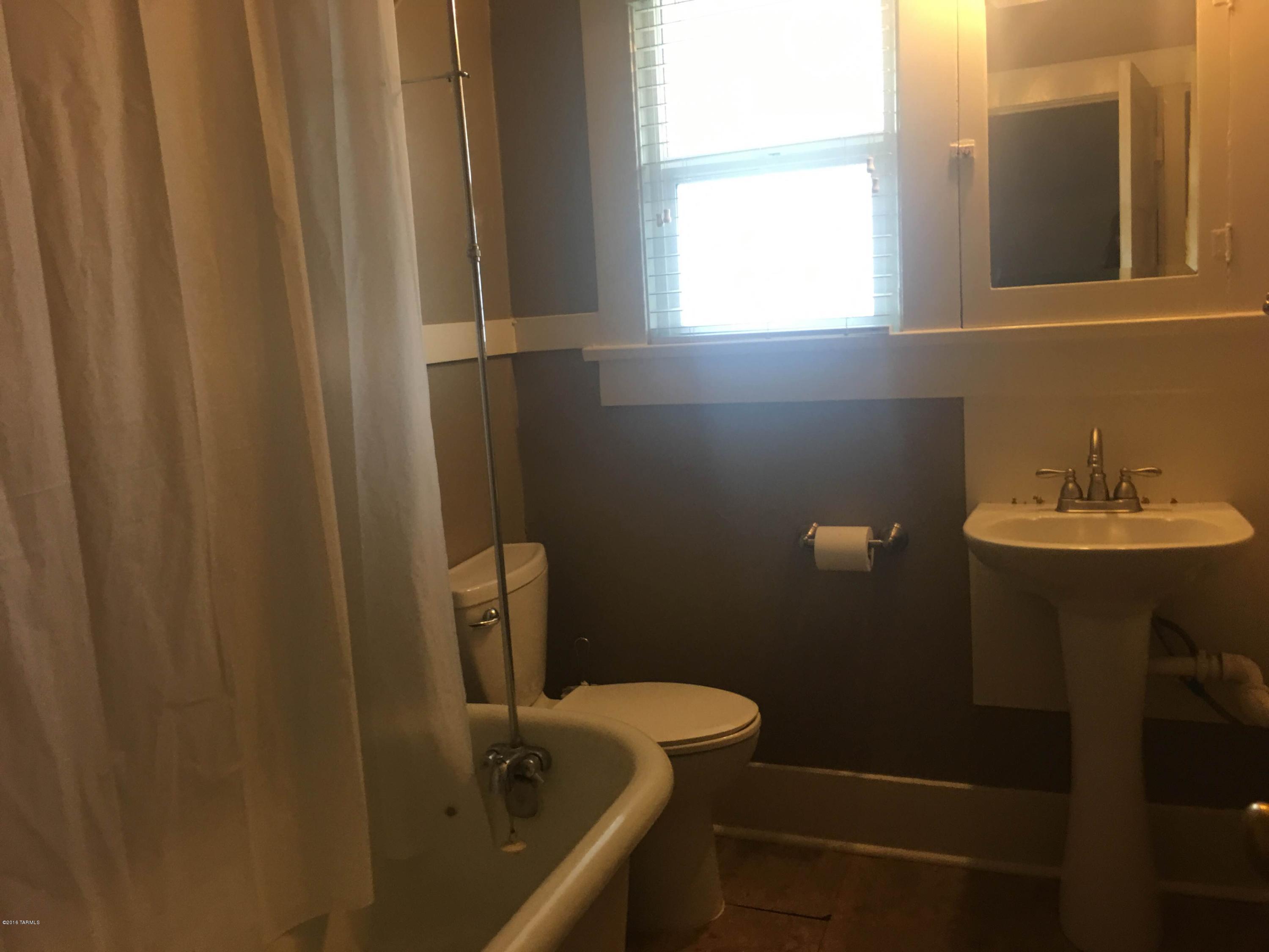 City Of Tucson - Residential Lease