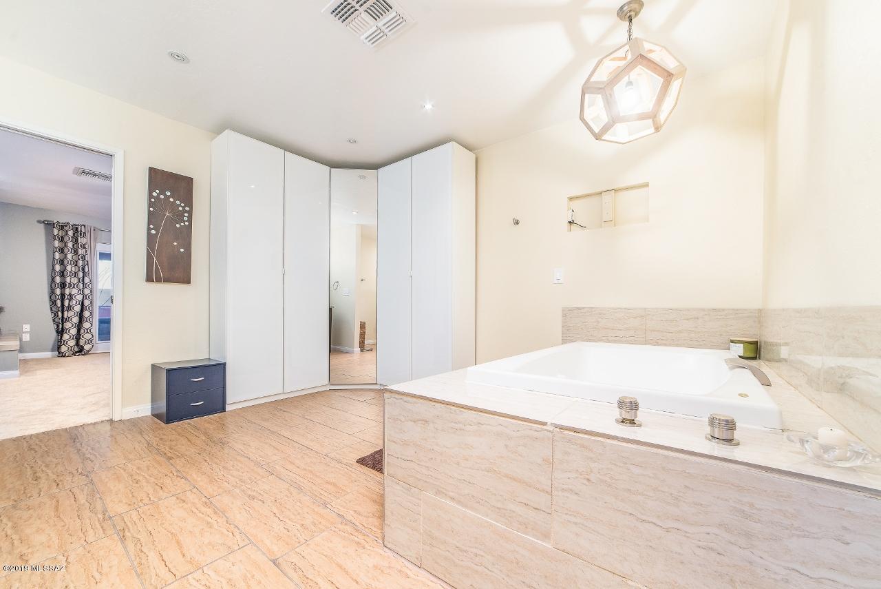 Haciendas Catalina Del Rey (1-174) - Residential