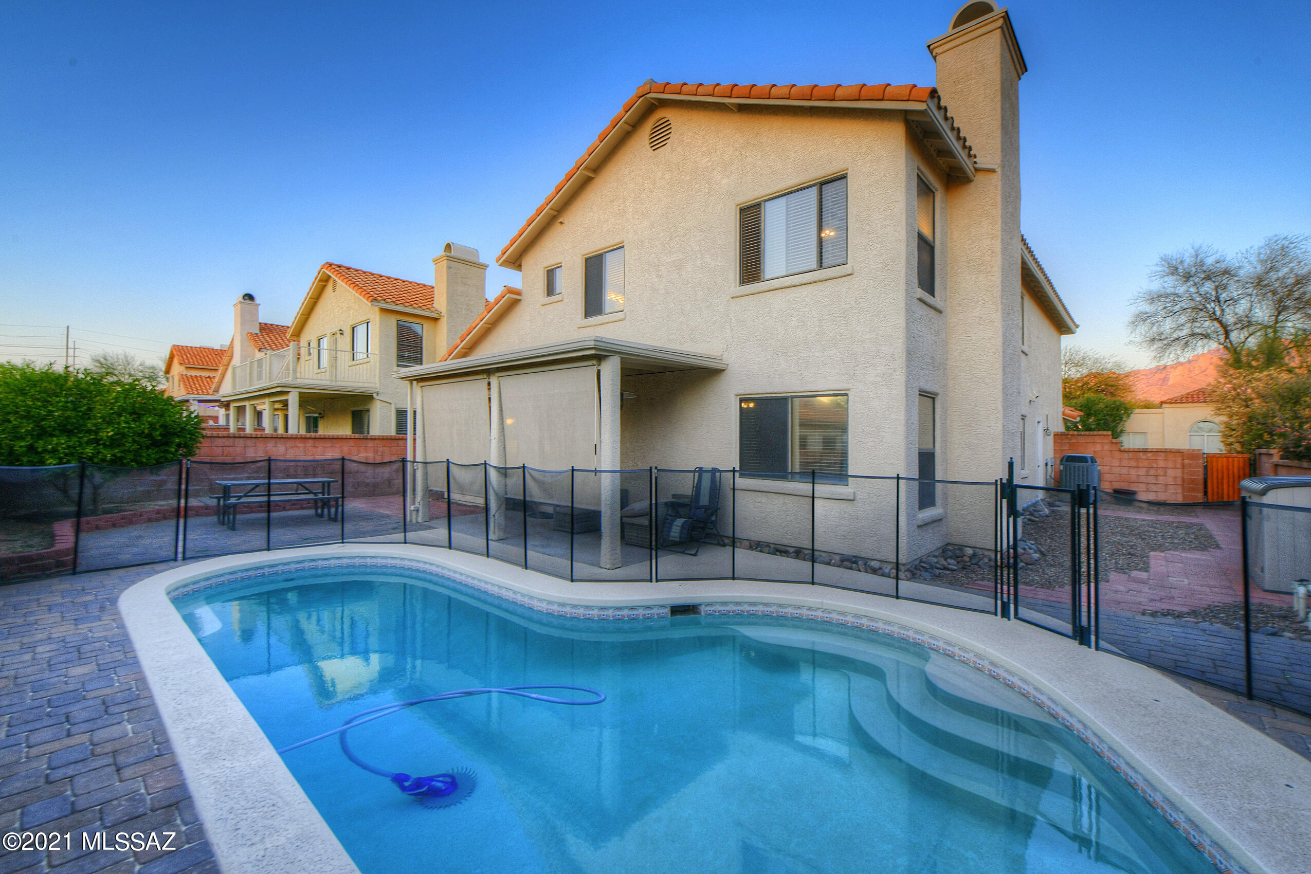 Villages Of La Canada (The) - Residential