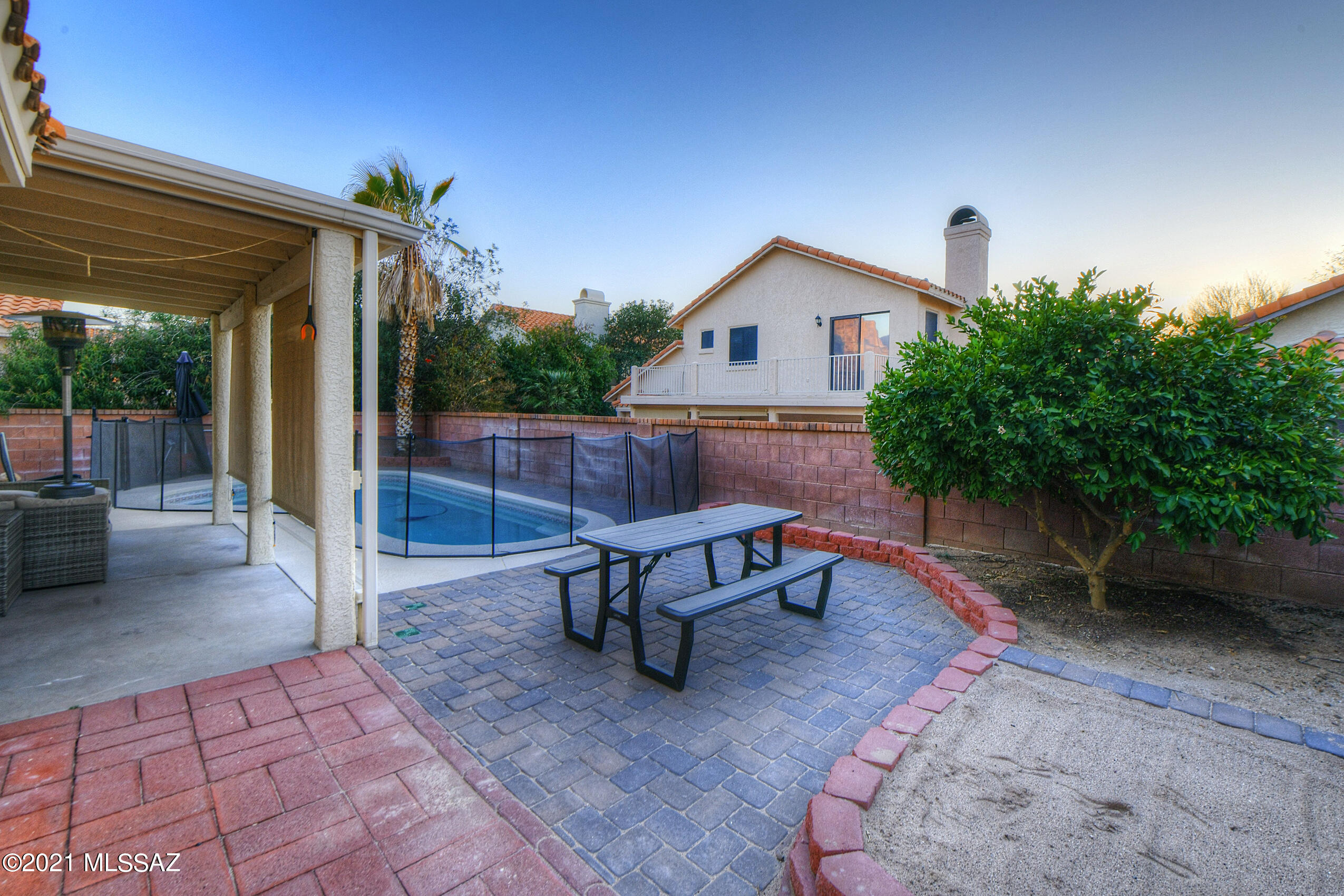 Villages Of La Canada (The) - Residential