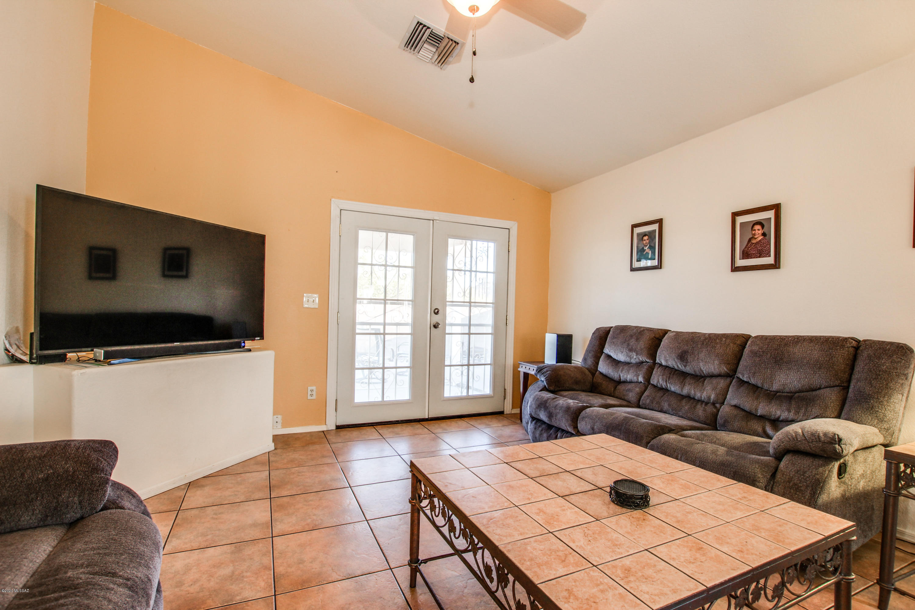 Rancho De Colinas (1-95) - Residential