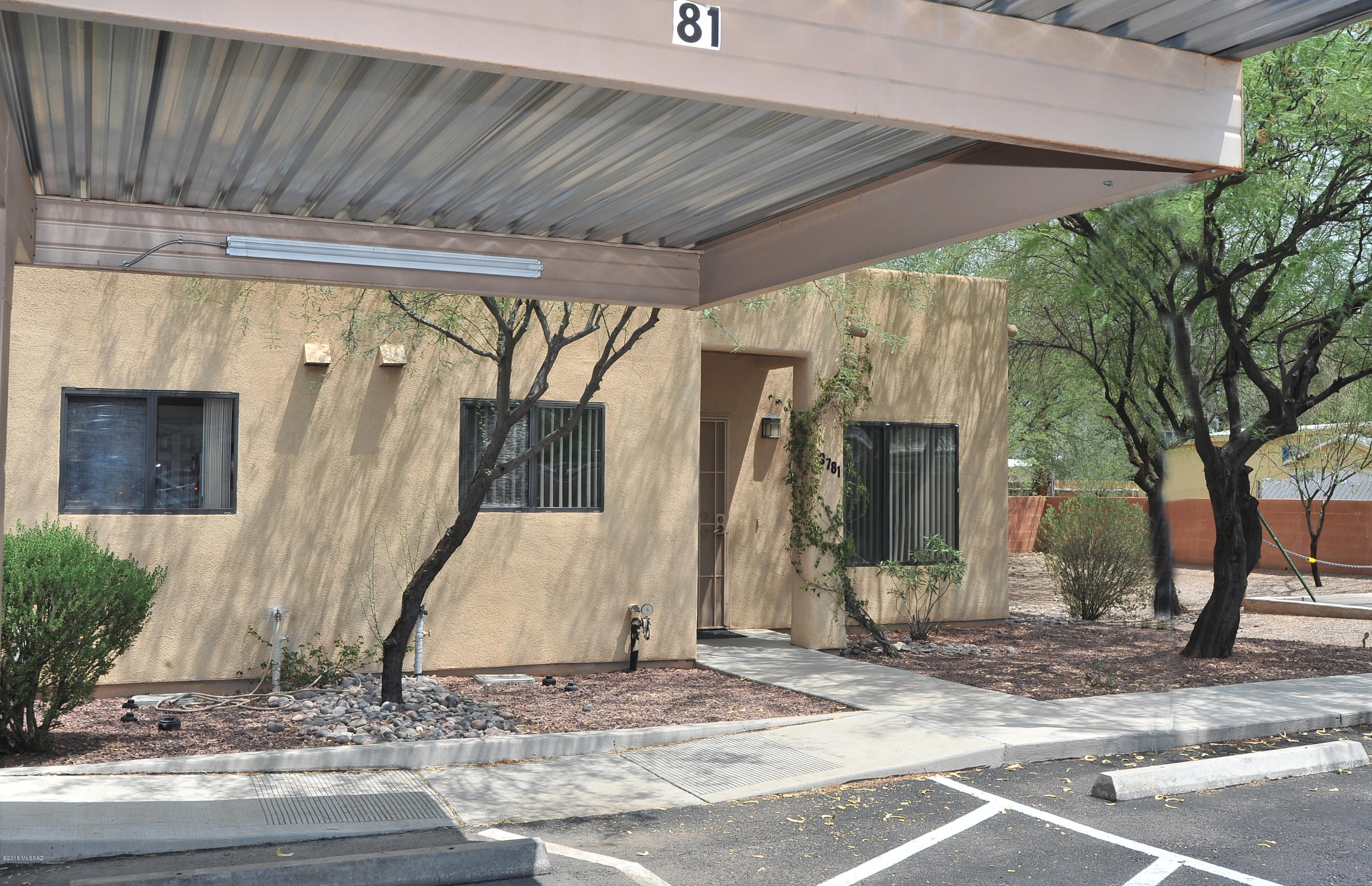 Flowers Condominiums Units 1-16 - Residential
