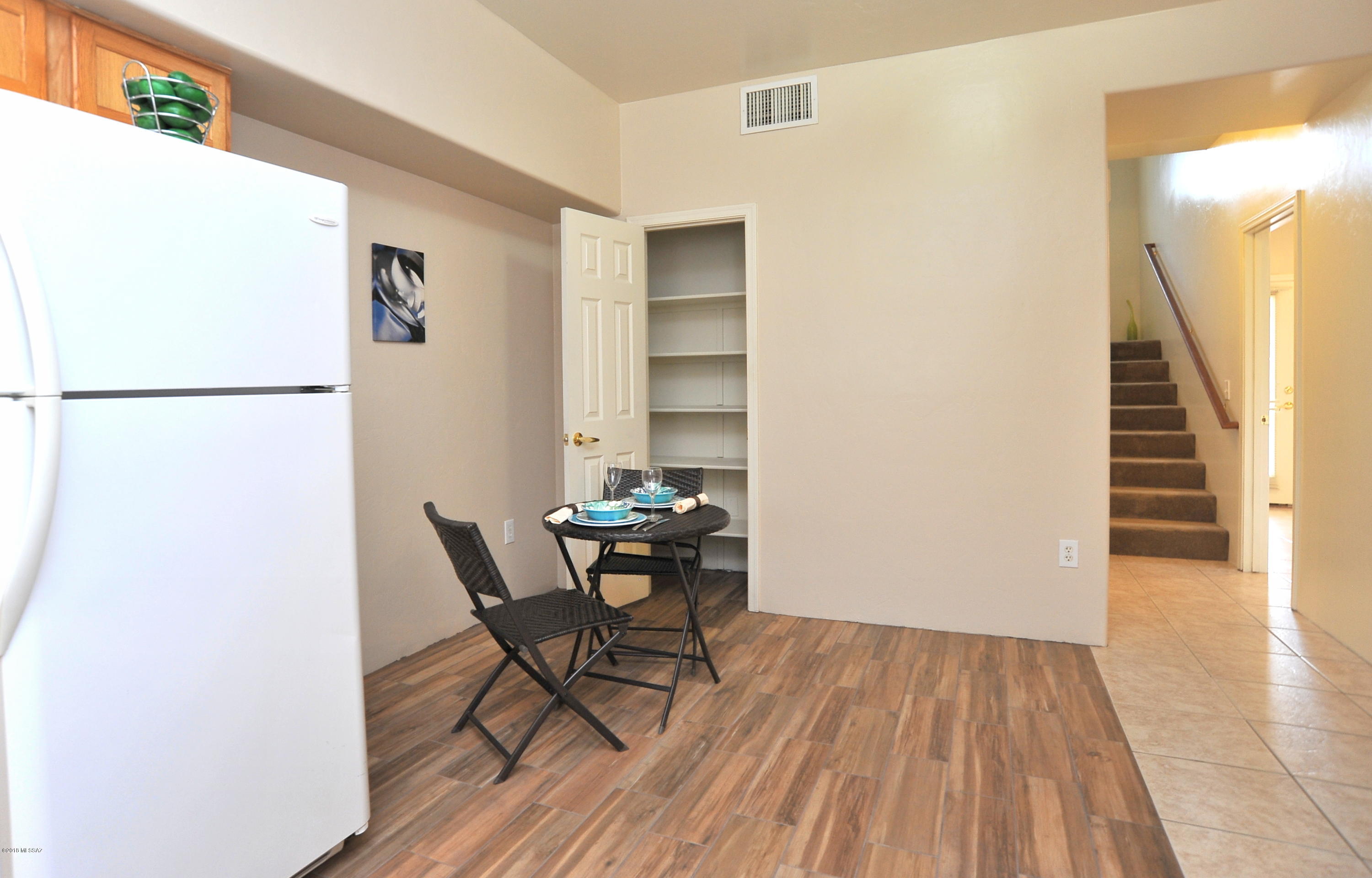 Flowers Condominiums Units 1-16 - Residential
