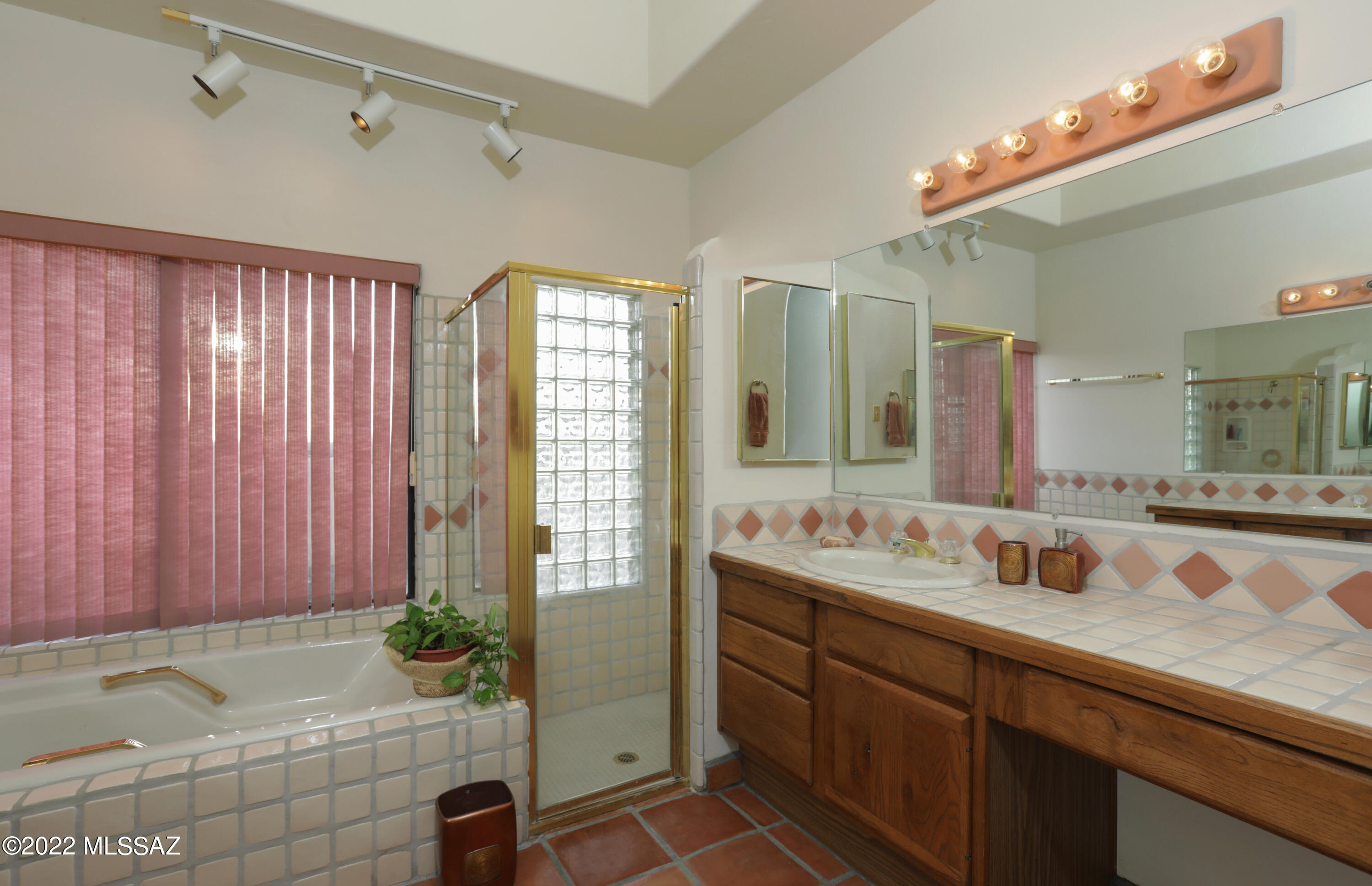 Catalina Del Sol (1-71) - Residential