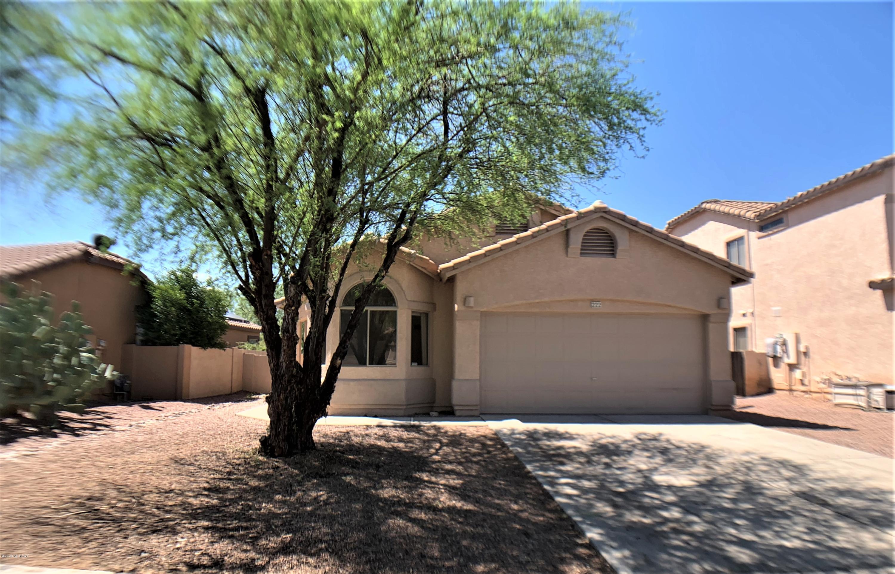 Beautiful 3BD/2BA + Den single story home in the heart of Rancho Sahuarita. Light and bright great room concept with split floor plan. FRESH EXTERIOR PAINT, FRESH INTERIOR PAINT, NEW CARPET, ROOF SERVICED IN July 2020. Kitchen with island and breakfast nook. Master suite with bay window and walk-in closet. Master bath with double sinks and walk-in shower. 2 additional bedrooms. Den with closet can easily be converted into a 4th bedroom.  Guest bathroom with shower/tub combination. Laundry closet with washer and dryer included. Good size backyard with gravel.  Great location close to Lake and HOA amenities. MOVE IN CONDITION. Located in Rancho Sahuarita, a master planned/resort-style community with pools, gym, club house, trails, parks and so much more