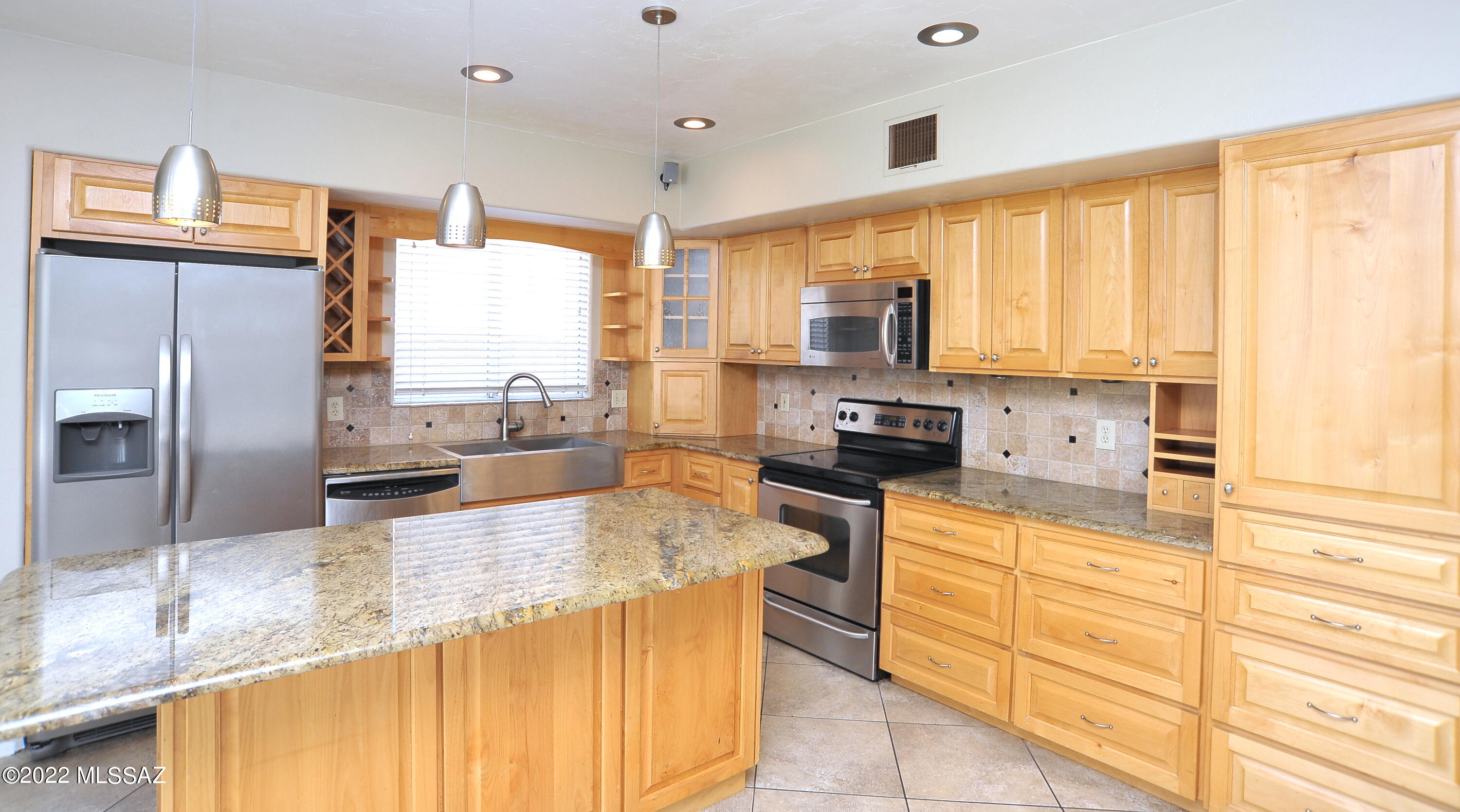 Catalina Shadows Estates (69-540) - Residential