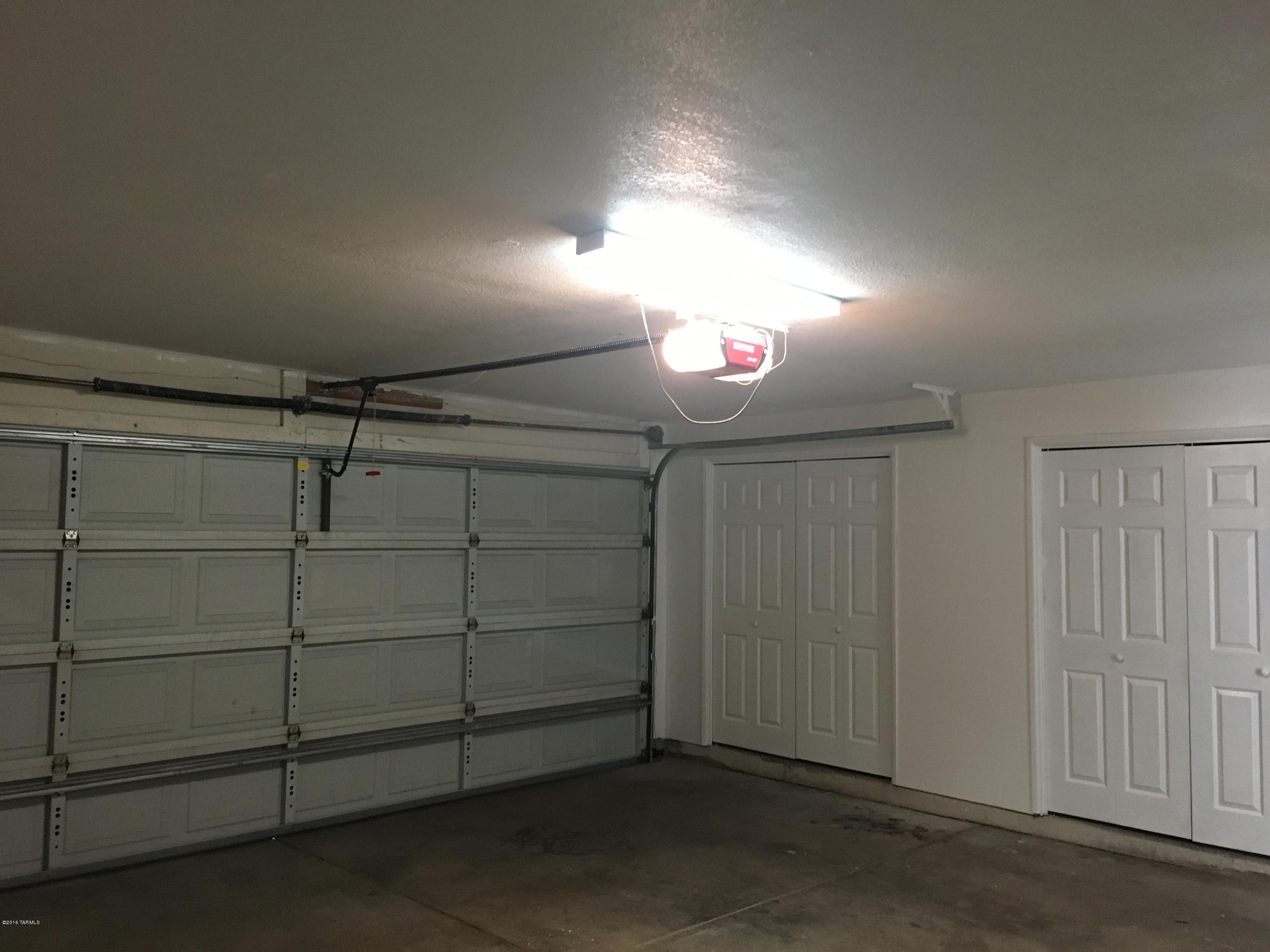 Eastern Hgts Vill - Residential