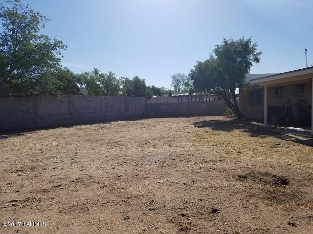 Casas Adobes Park (1-93) - Residential Lease