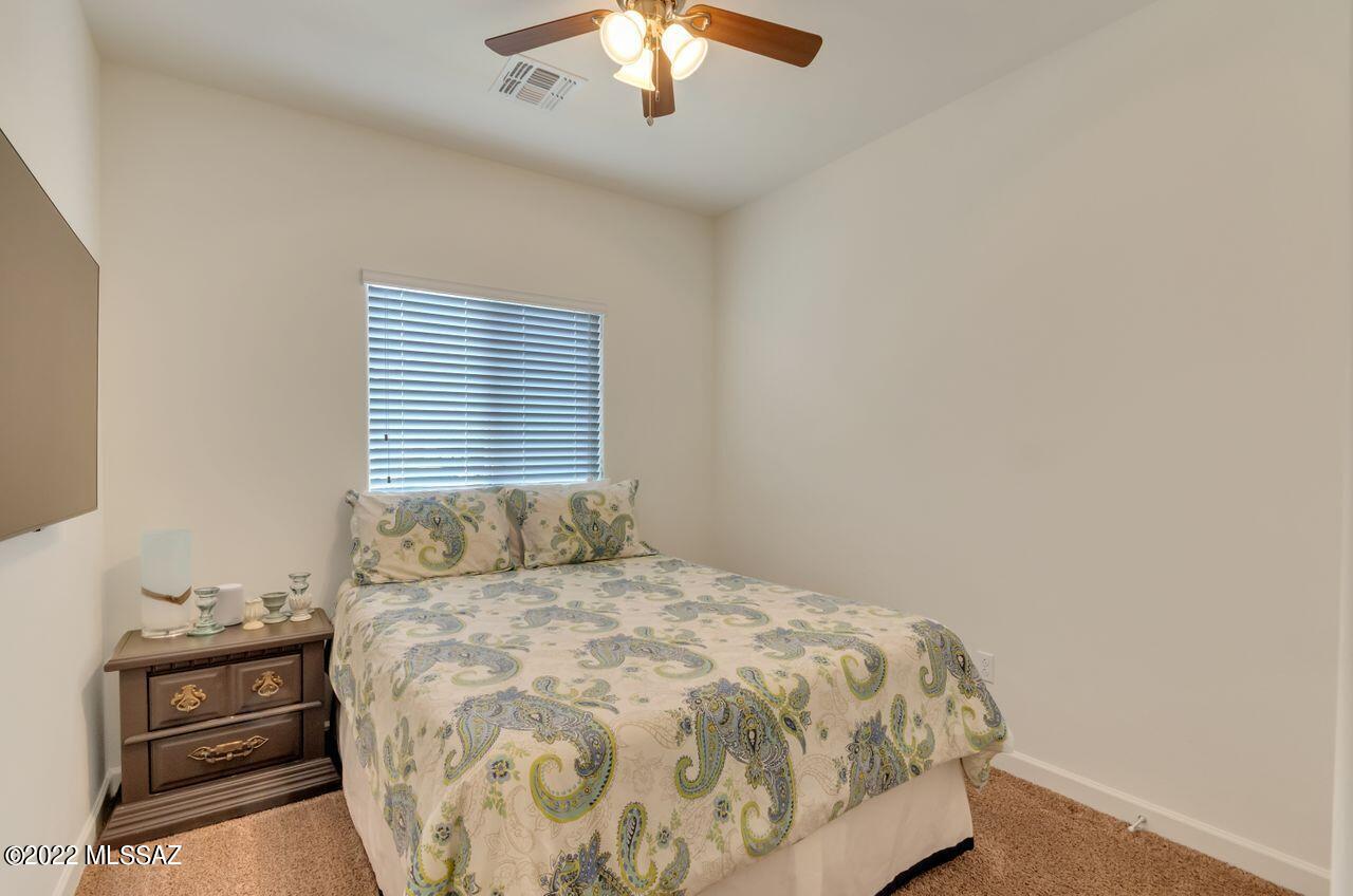 Vista Del Lago Norte SQ20140780198 - Residential