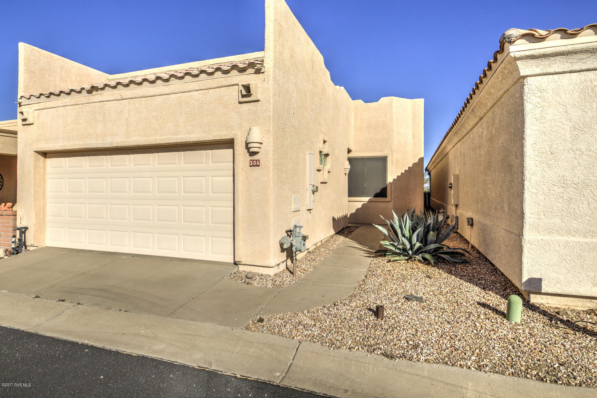No GVR, this home is totally furnished, lovely mountain views, 2 car garage. Make this your part time or full time home in Green Valley. HOA has lovely Club House & pool facilities. 
 Not included is auto in garage.