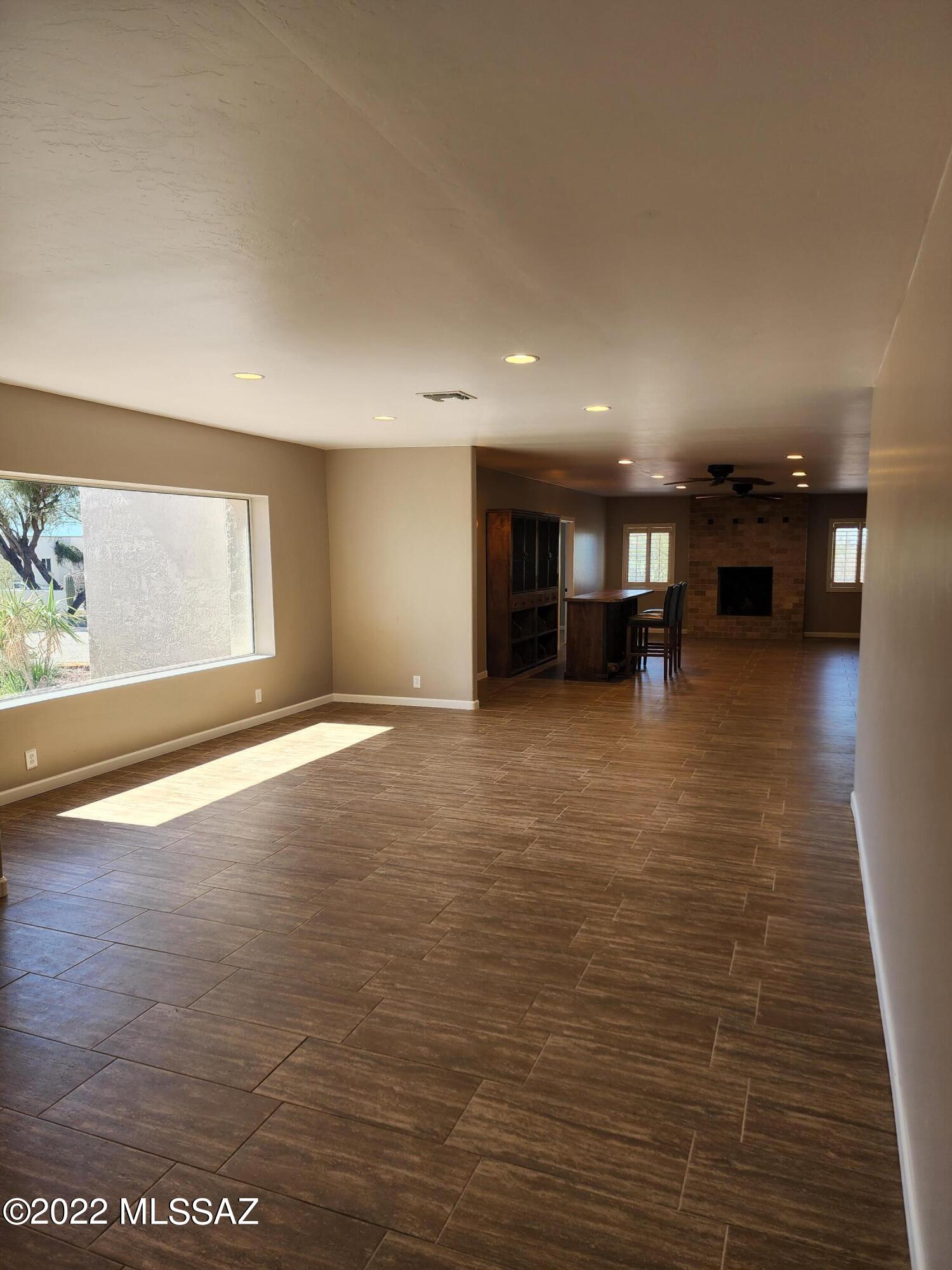 La Cebadilla Estates (1-161) - Residential Lease
