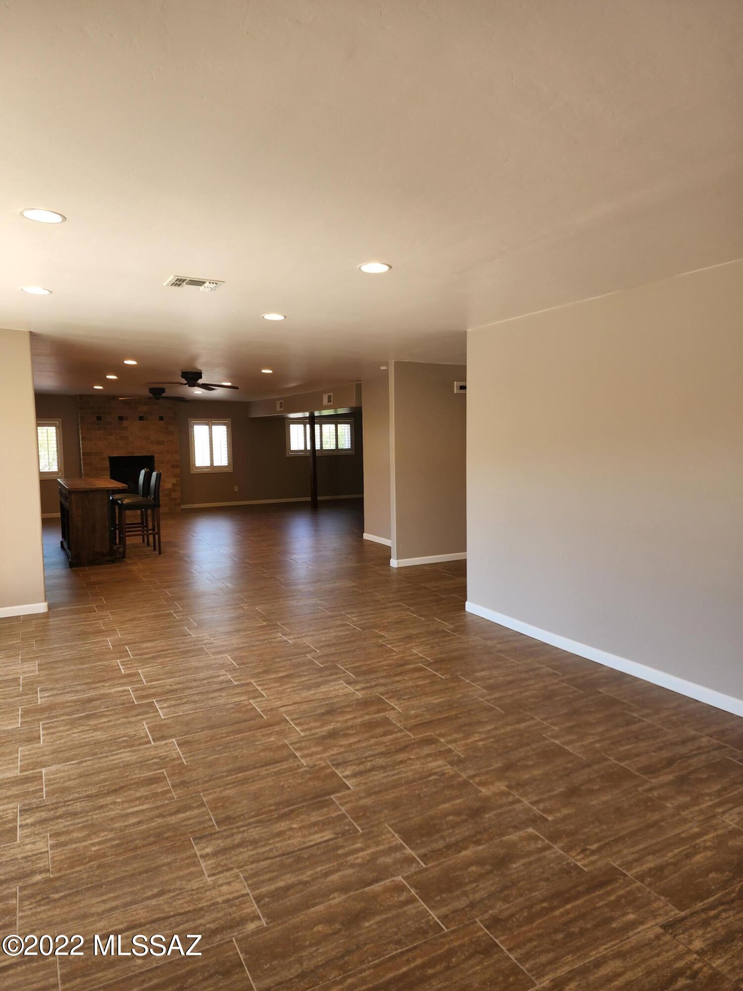 La Cebadilla Estates (1-161) - Residential Lease