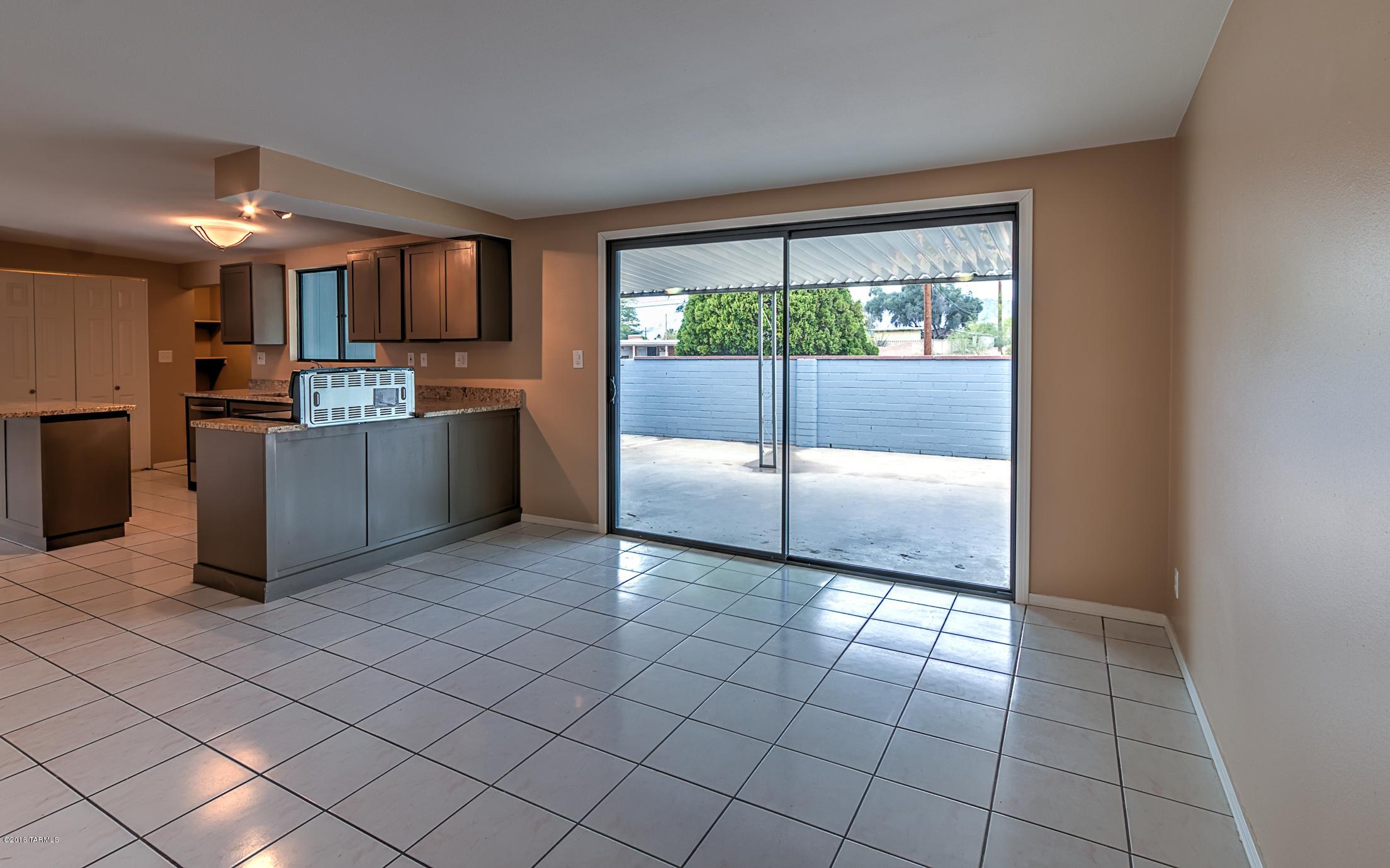 Sherwood Village Terrace (231-546) - Residential