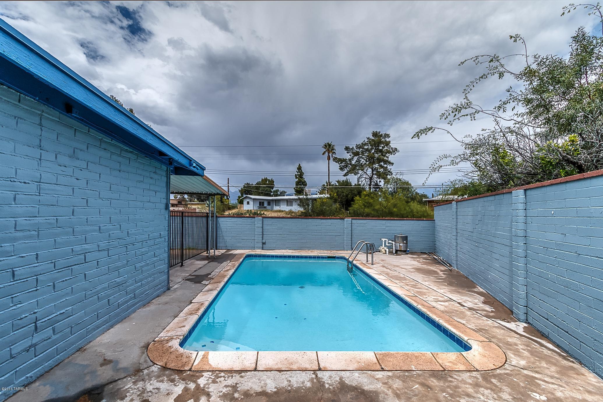 Sherwood Village Terrace (231-546) - Residential