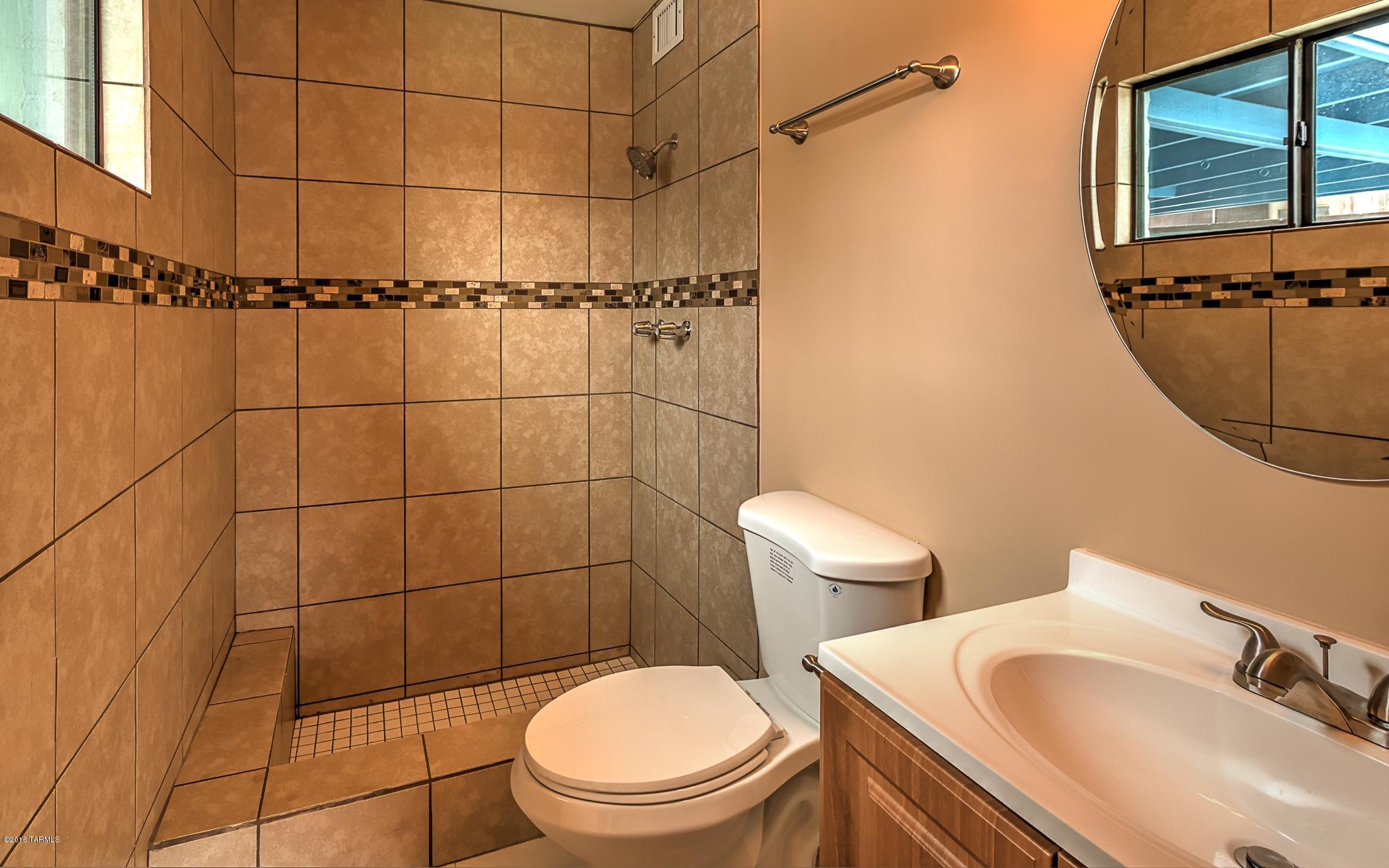Sherwood Village Terrace (231-546) - Residential