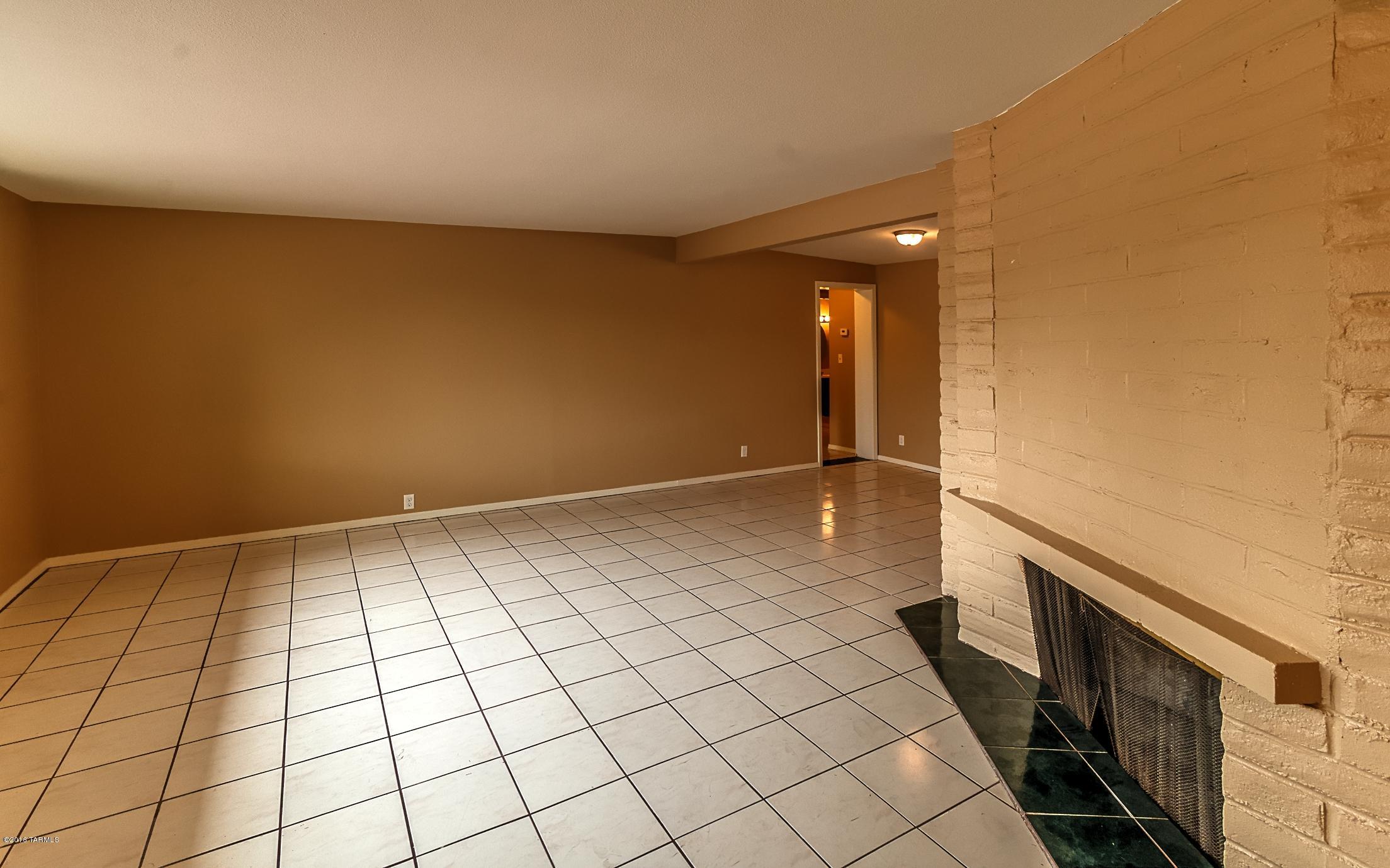 Sherwood Village Terrace (231-546) - Residential