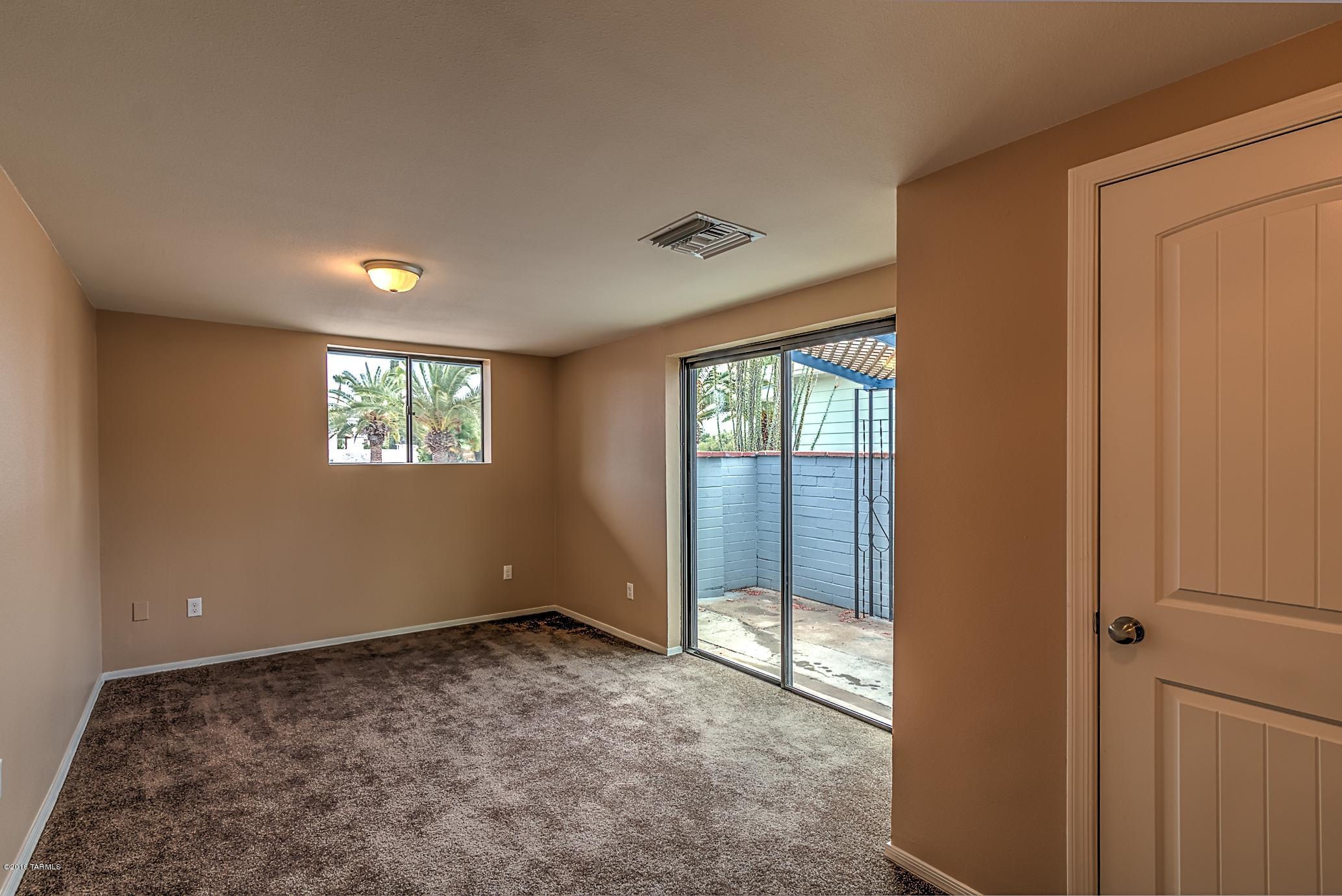 Sherwood Village Terrace (231-546) - Residential