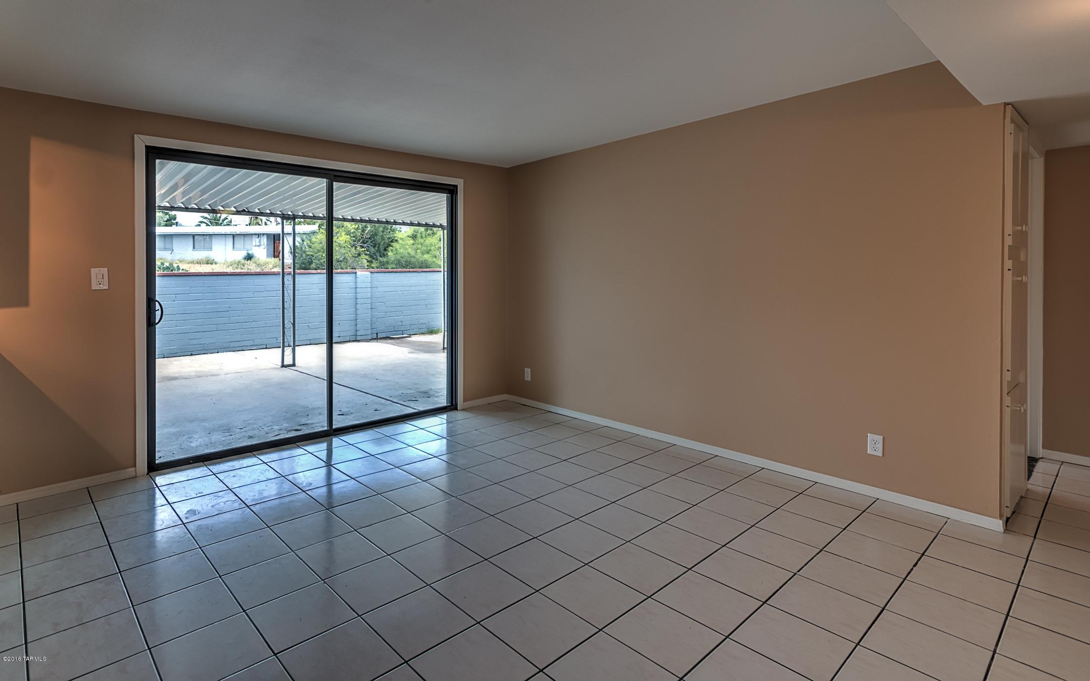 Sherwood Village Terrace (231-546) - Residential