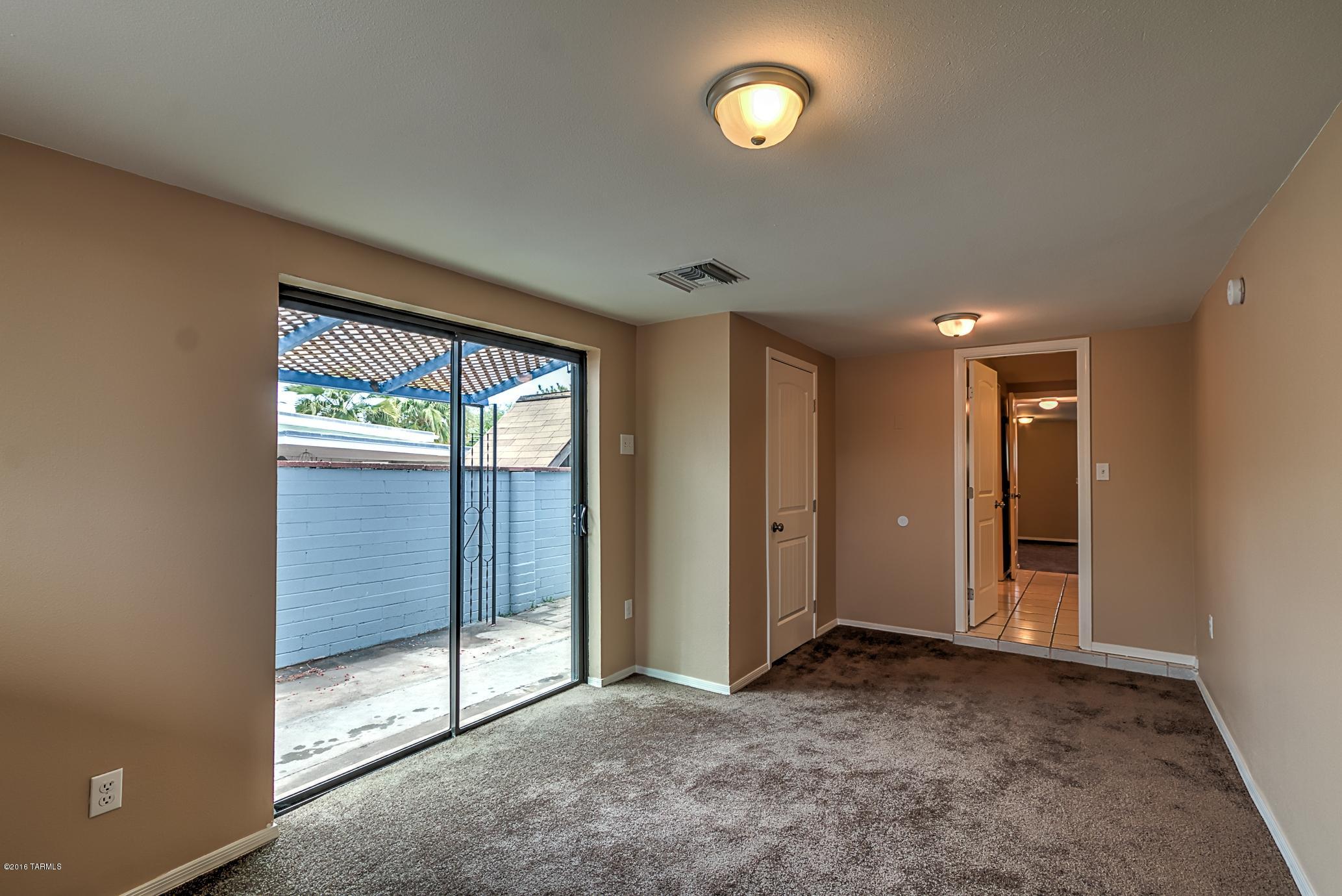 Sherwood Village Terrace (231-546) - Residential