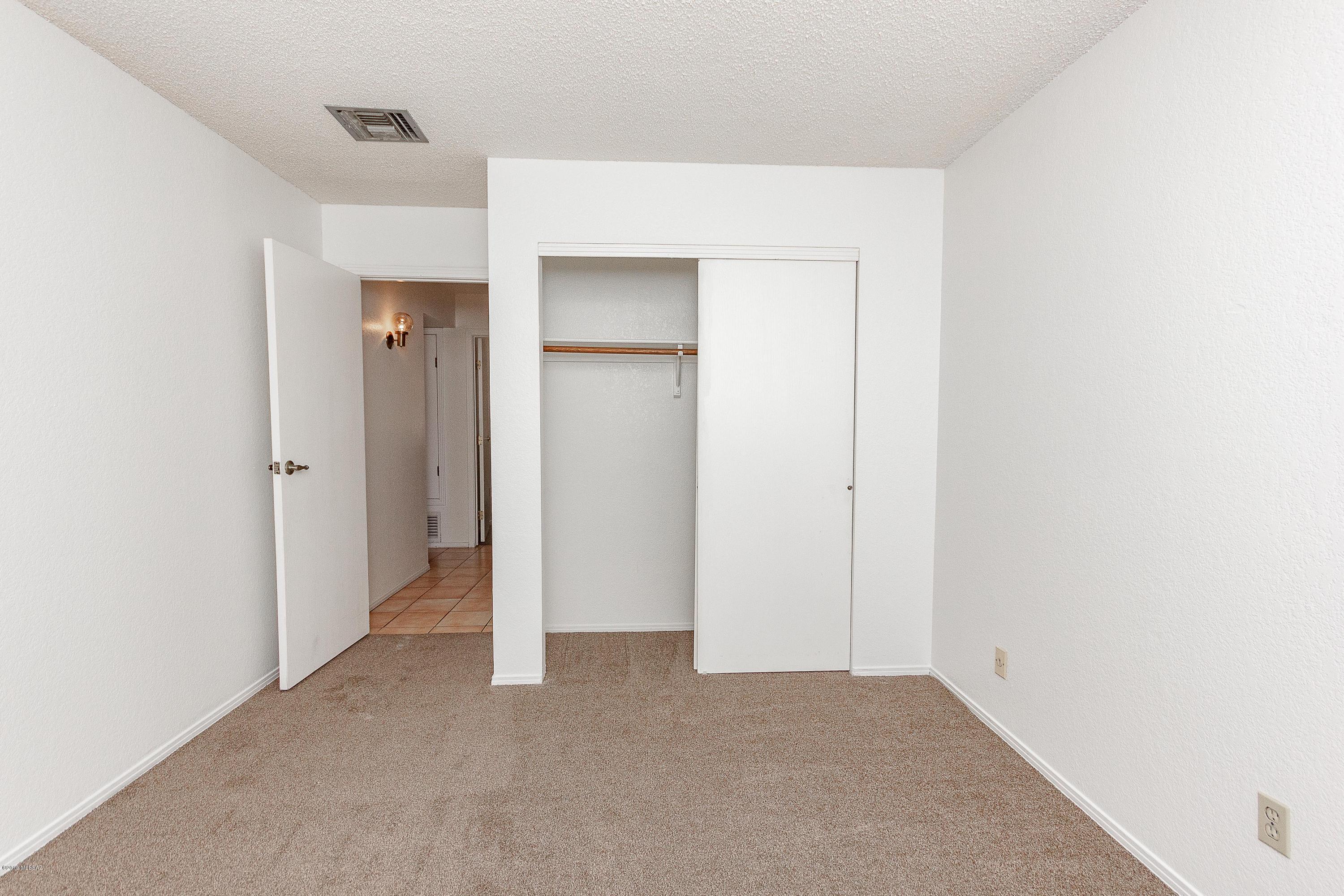 Paseo Vista (1-234) - Residential