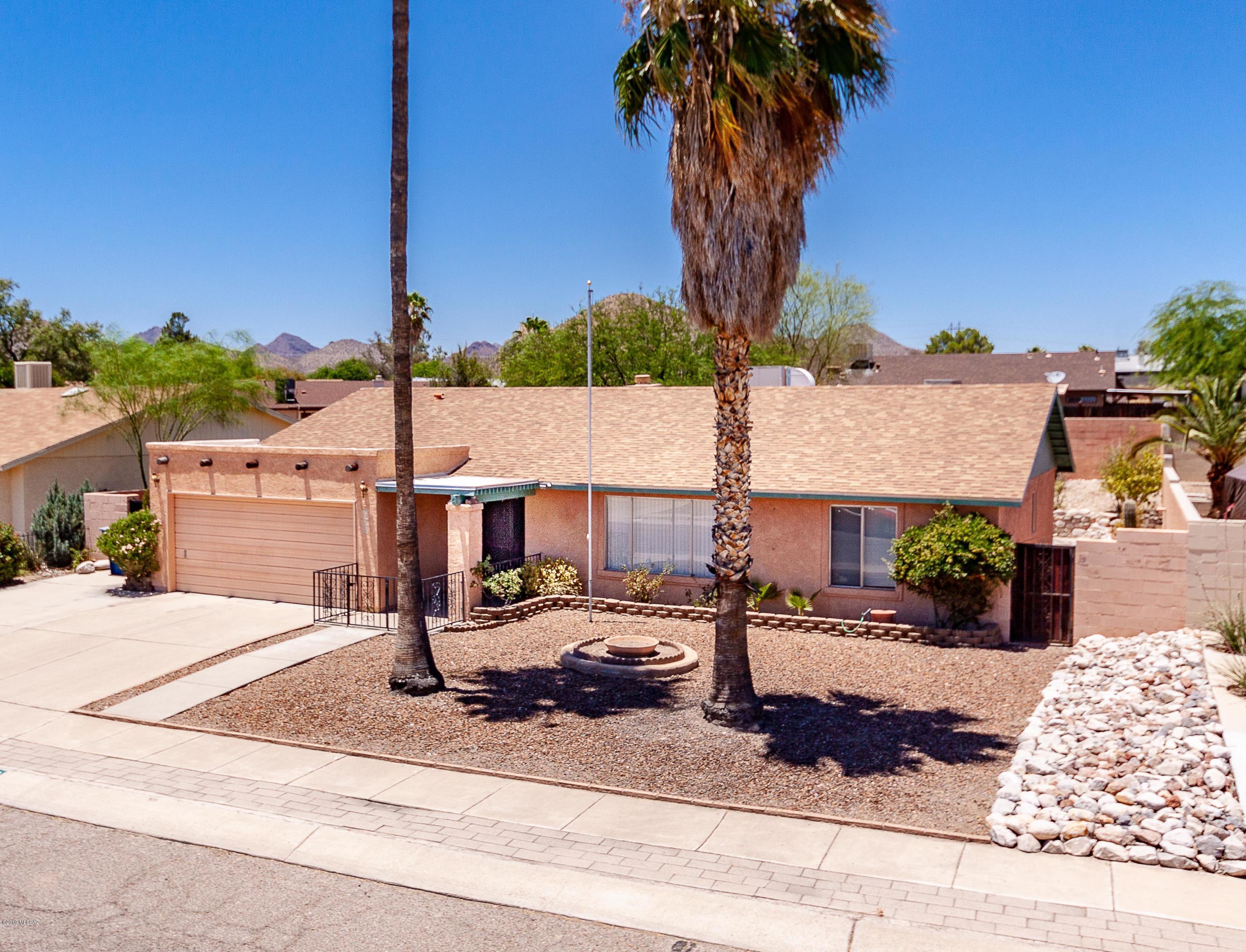 Paseo Vista (1-234) - Residential