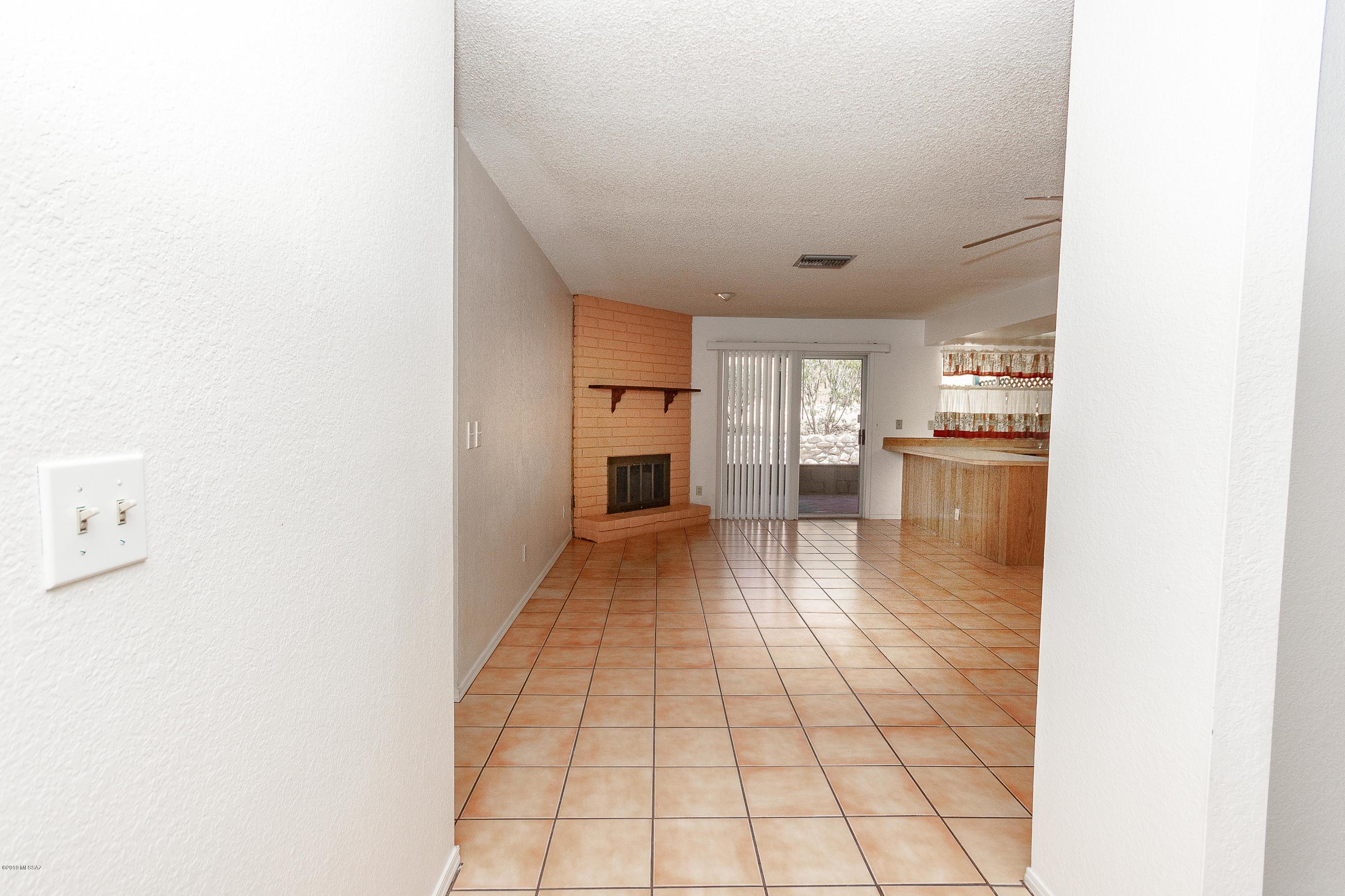 Paseo Vista (1-234) - Residential