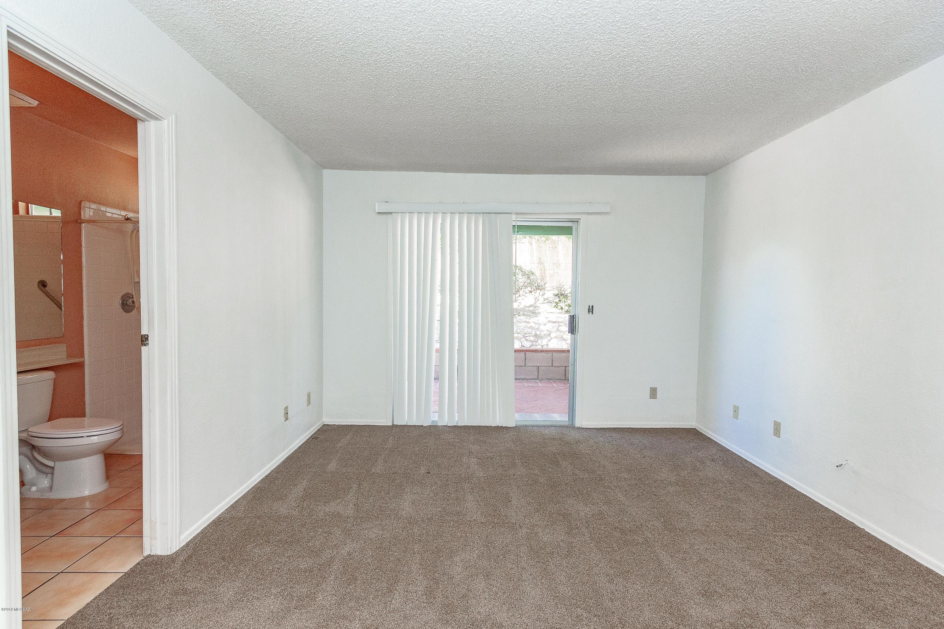 Paseo Vista (1-234) - Residential