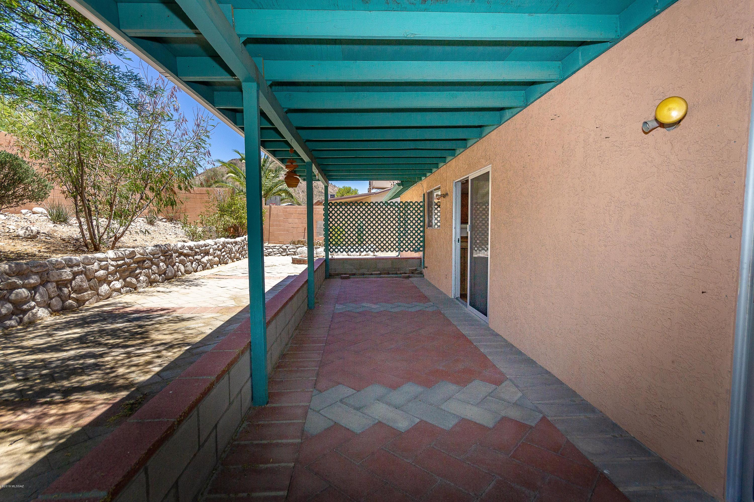 Paseo Vista (1-234) - Residential