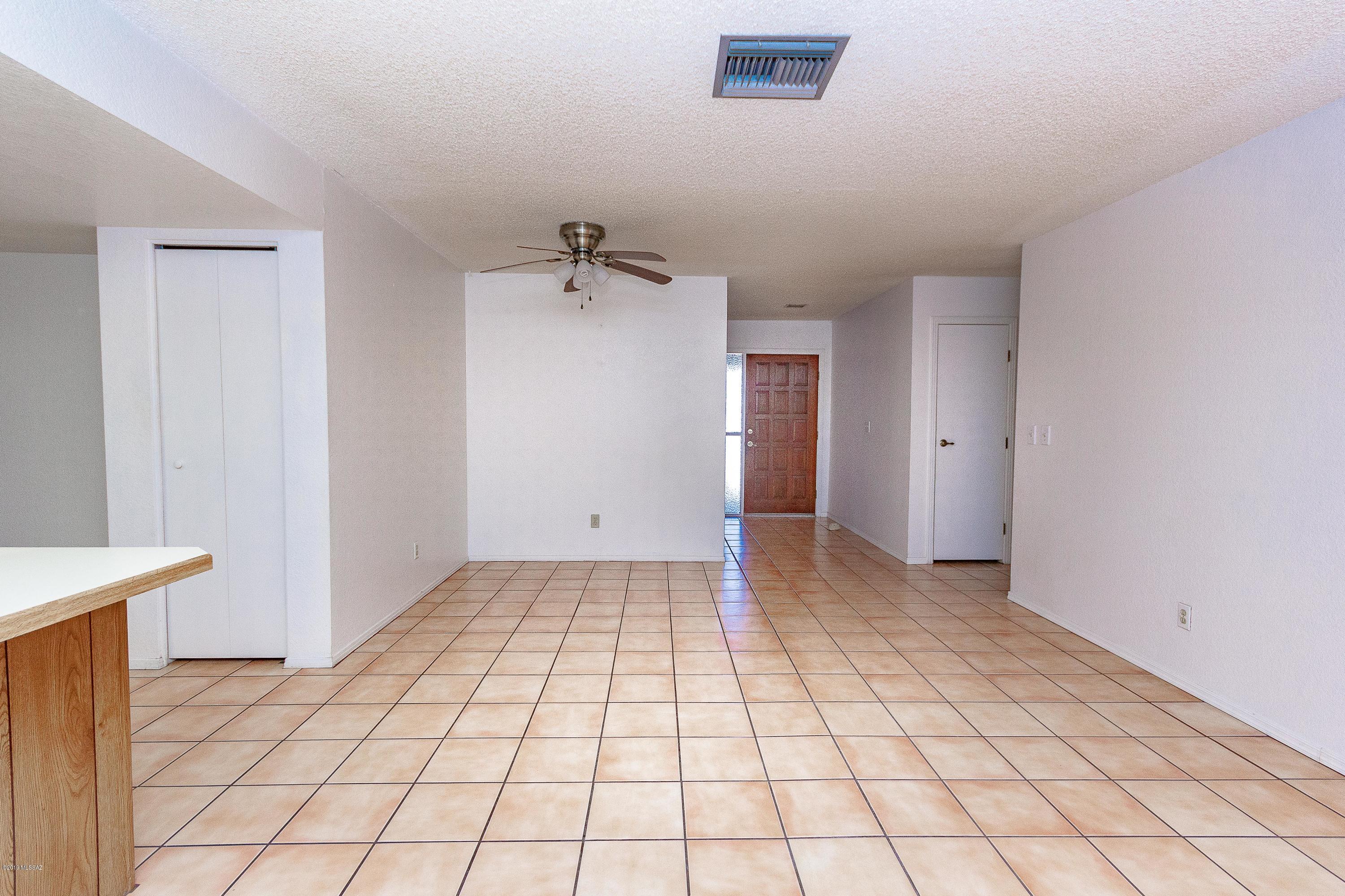 Paseo Vista (1-234) - Residential