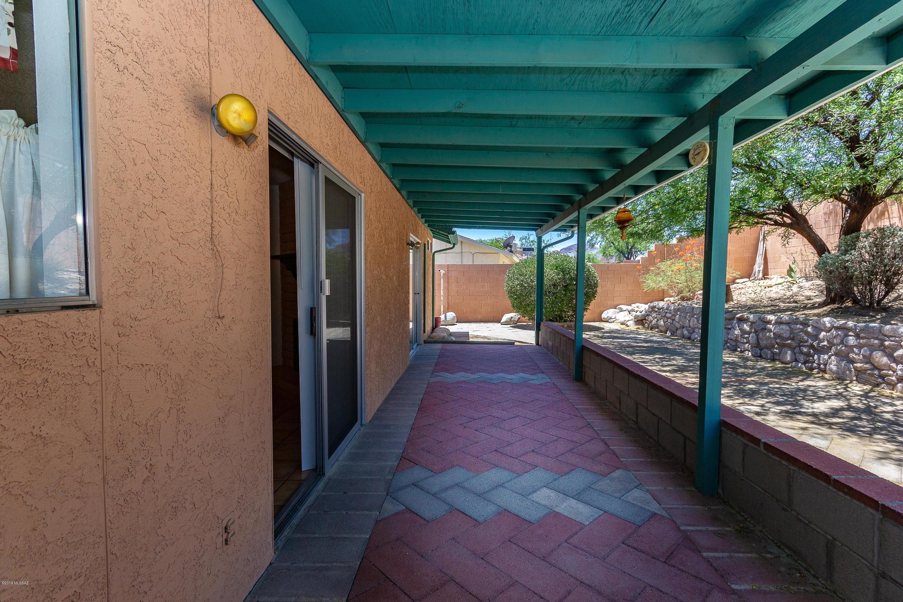 Paseo Vista (1-234) - Residential