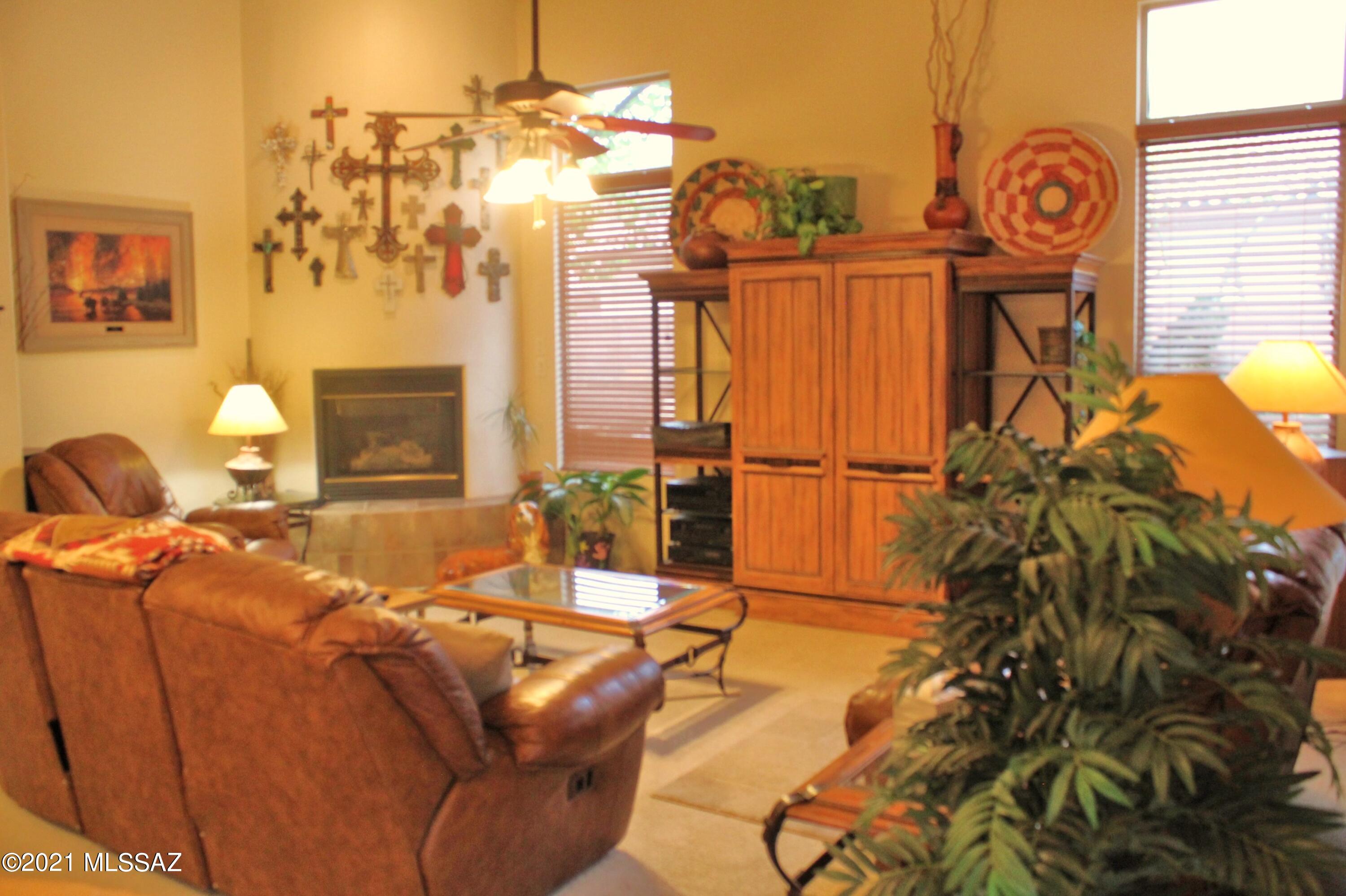 Sabino Mountain (1-290) - Residential
