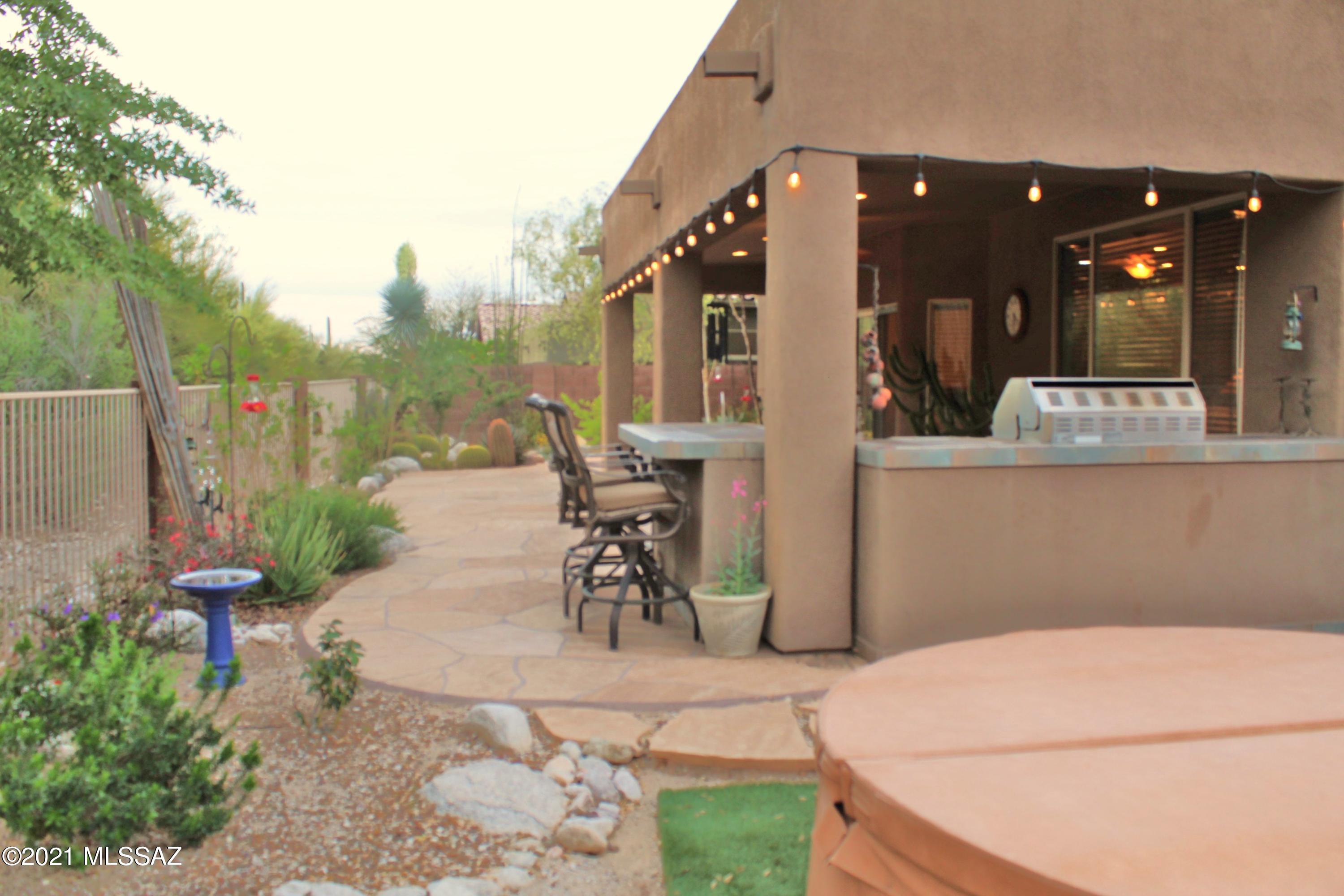 Sabino Mountain (1-290) - Residential