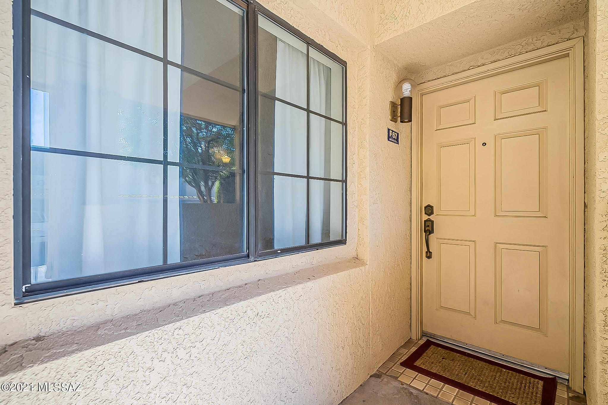 Casitas Real Condos. - Residential
