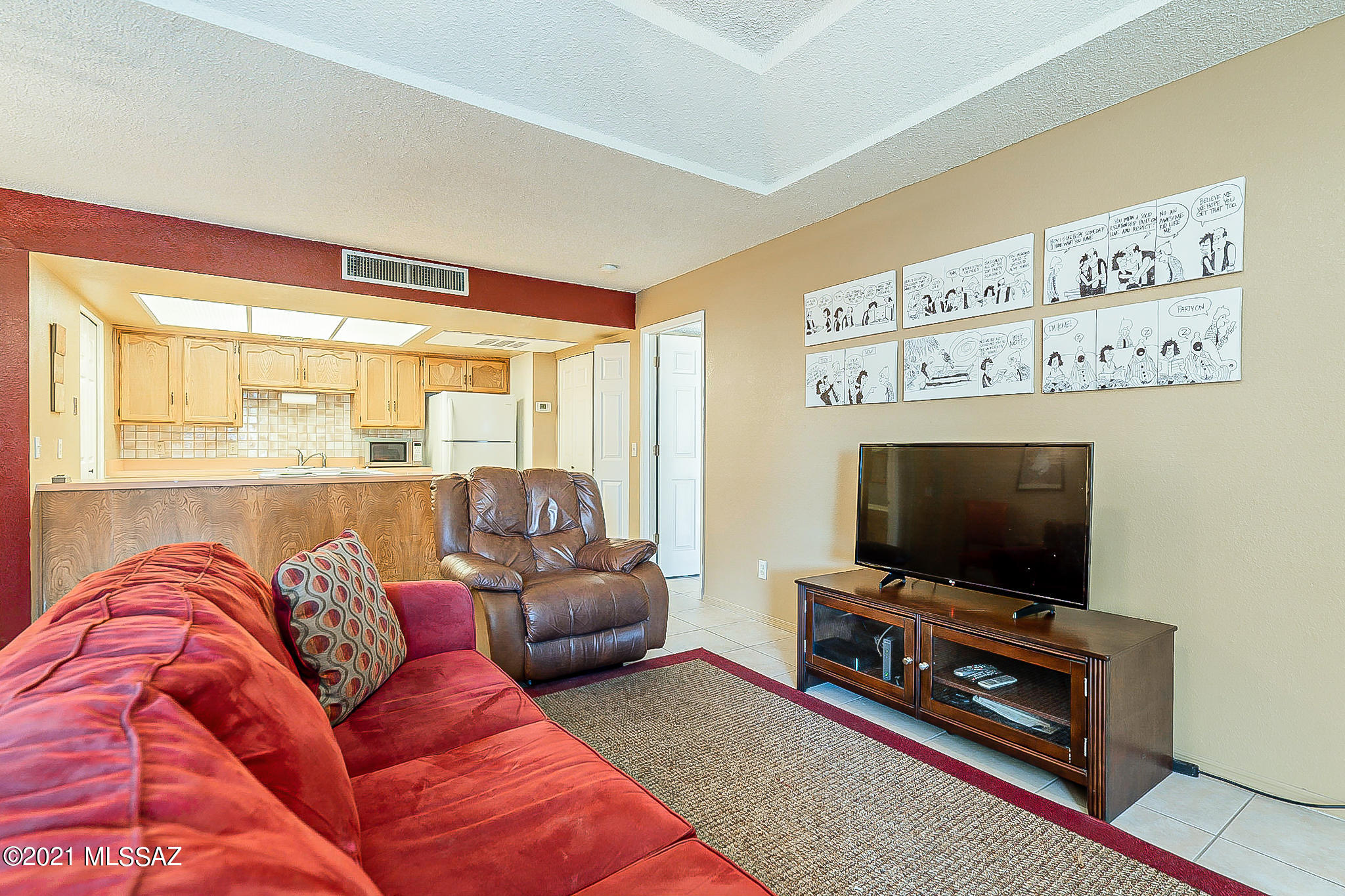 Casitas Real Condos. - Residential