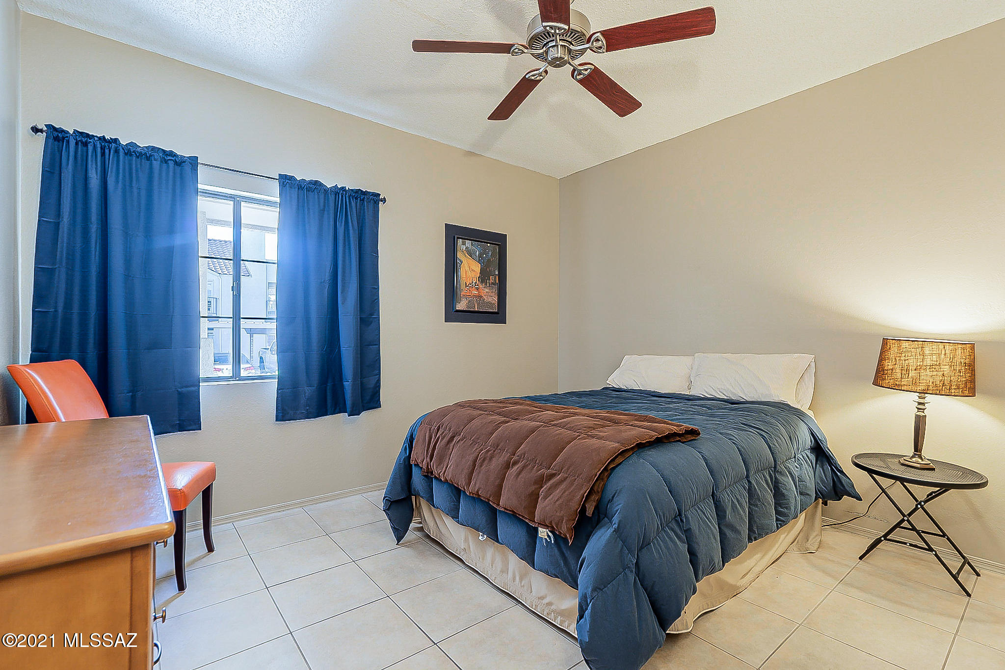 Casitas Real Condos. - Residential