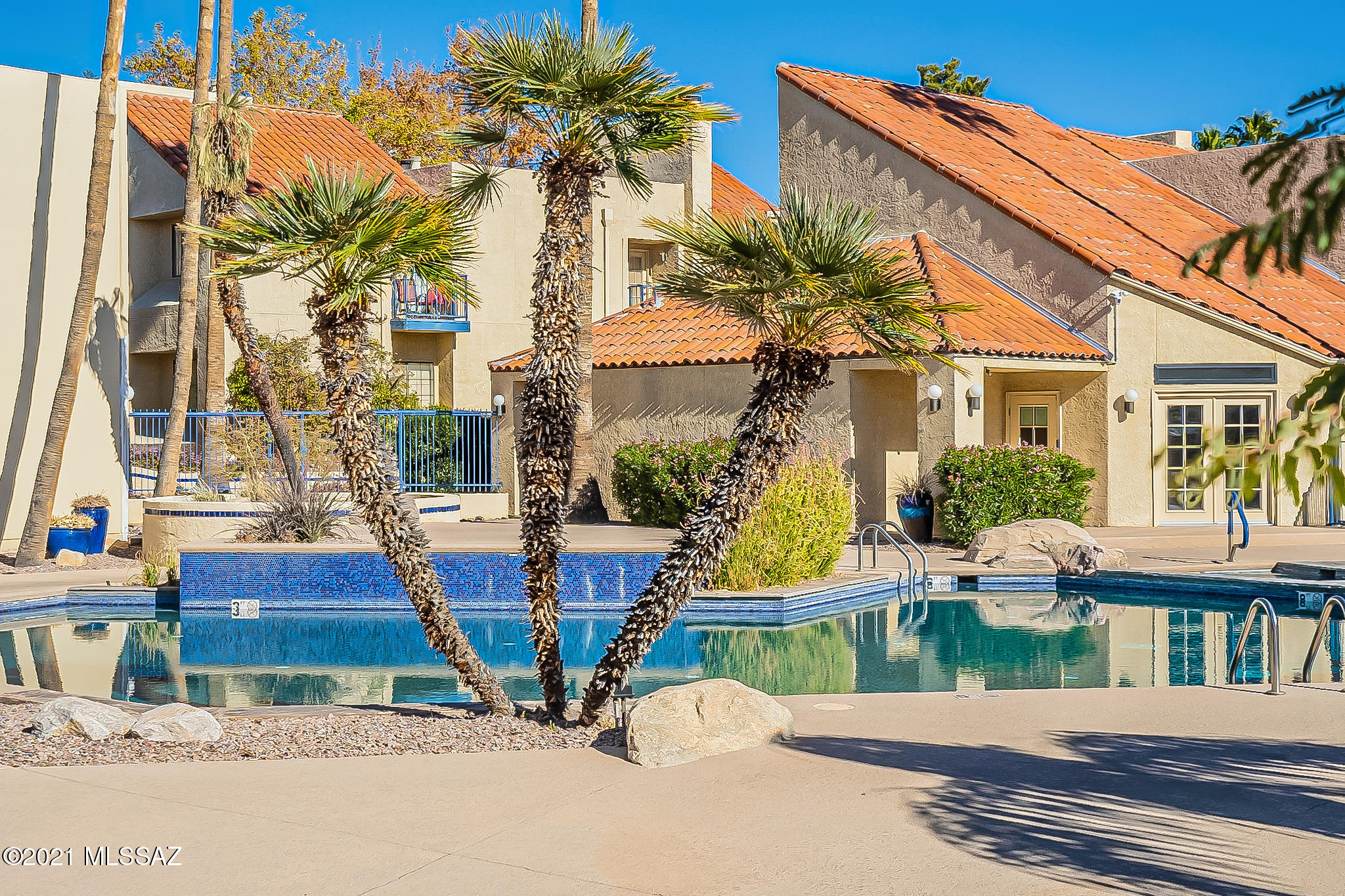 Casitas Real Condos. - Residential