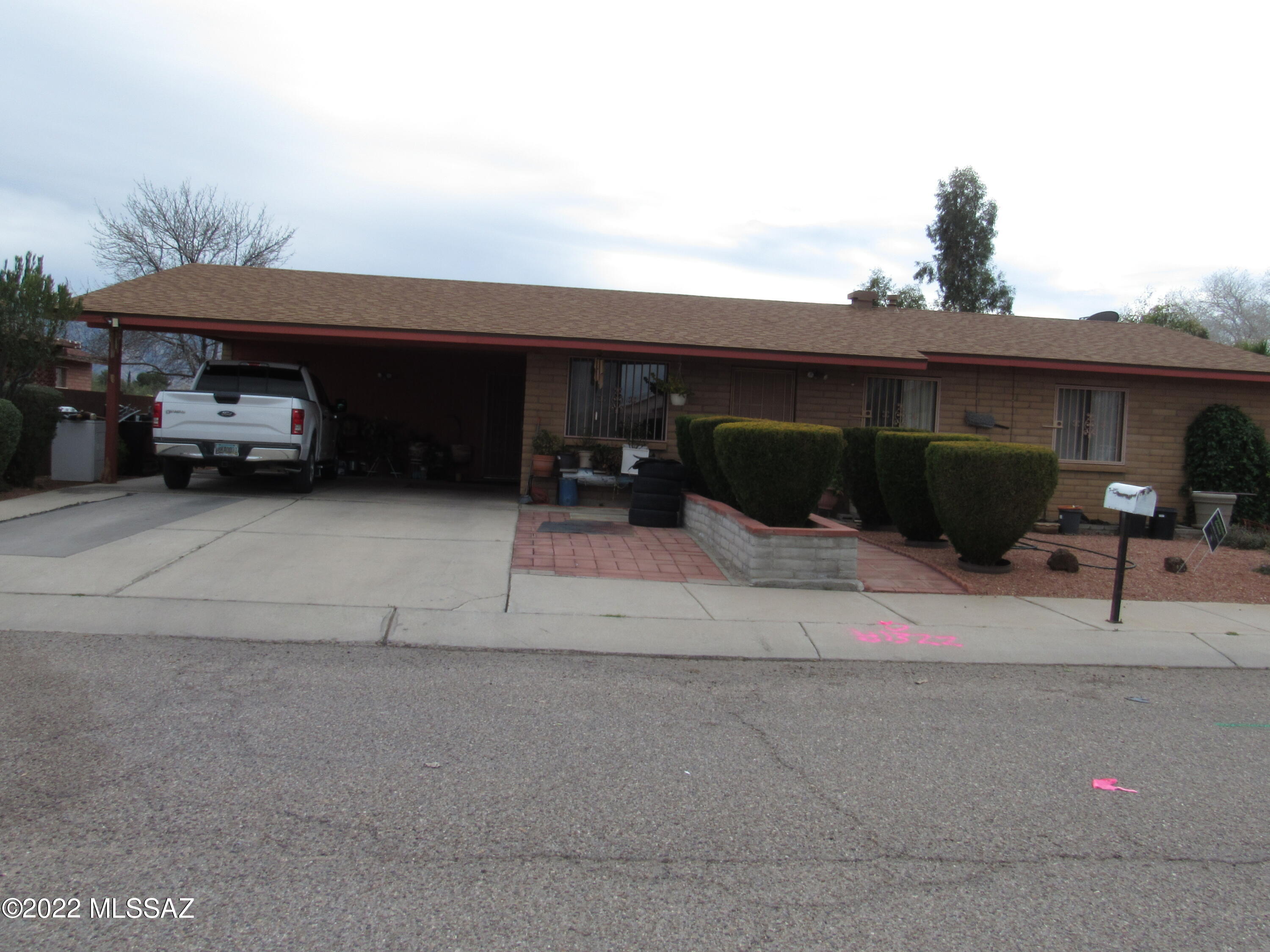 Twin Lakes (232-254) - Residential