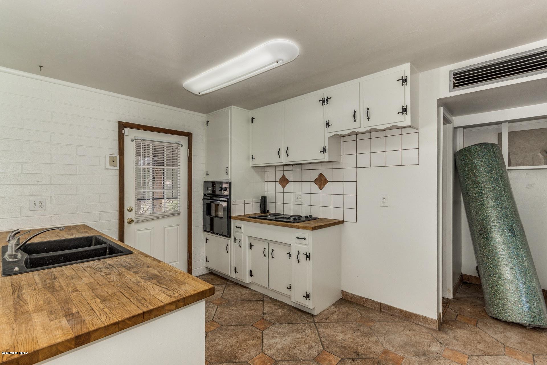 Manzanita Manor NO.2 Bk (5,6,7,8) - Residential