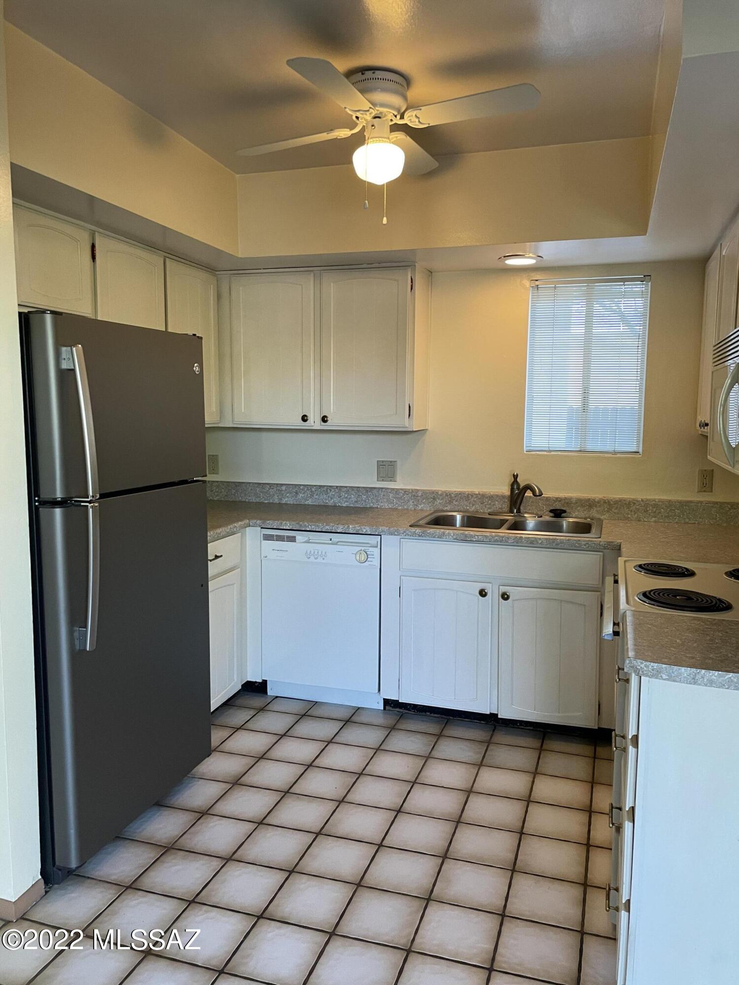 La Casita Foothills Estates (1-25) - Residential Lease
