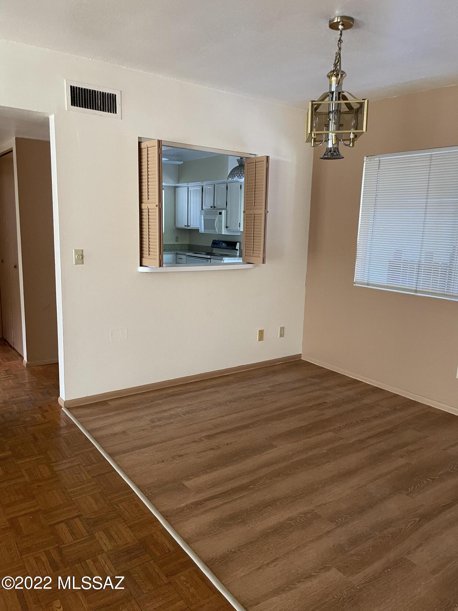 La Casita Foothills Estates (1-25) - Residential Lease